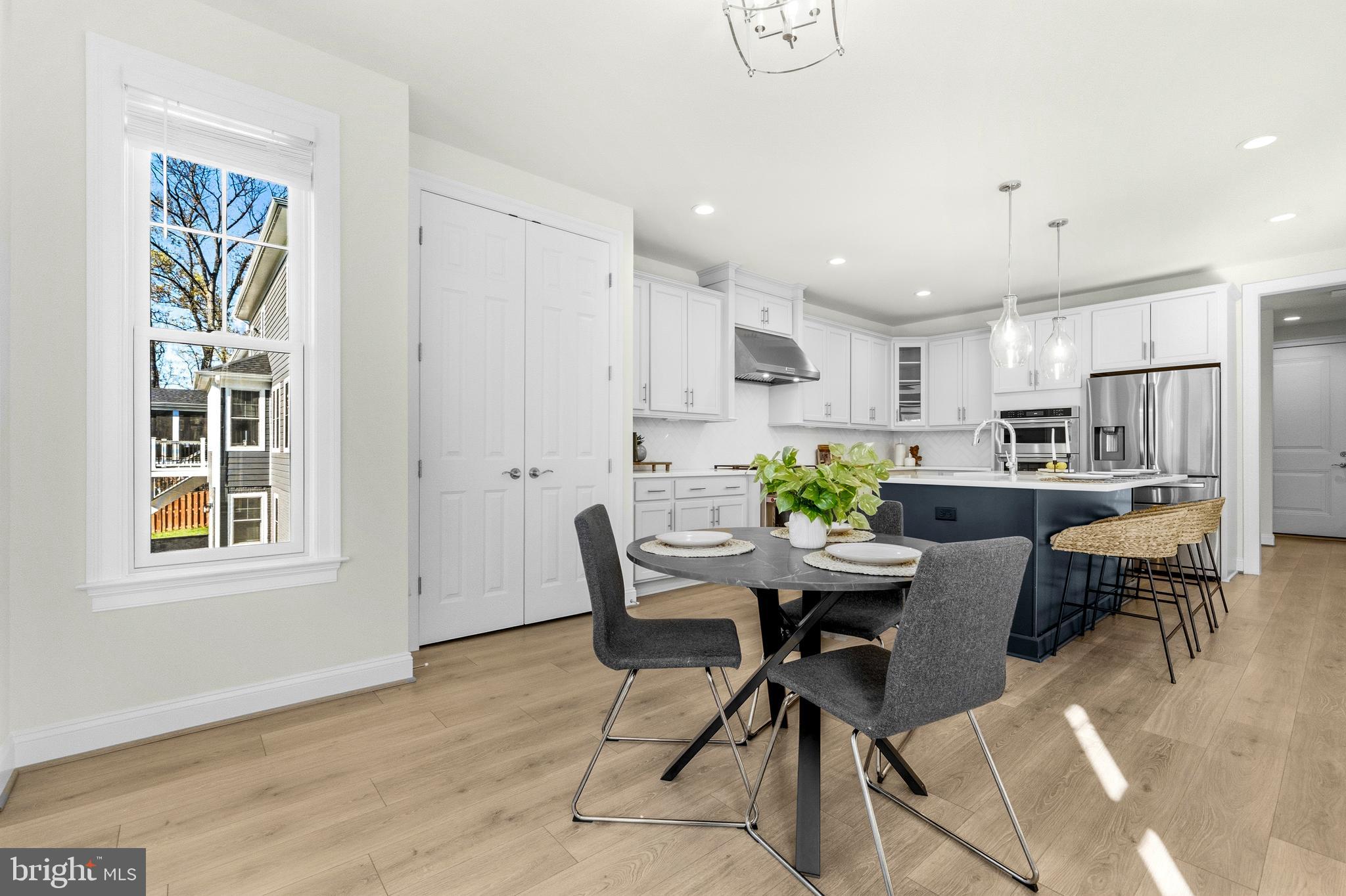 MARSHALL HILLS - Residential