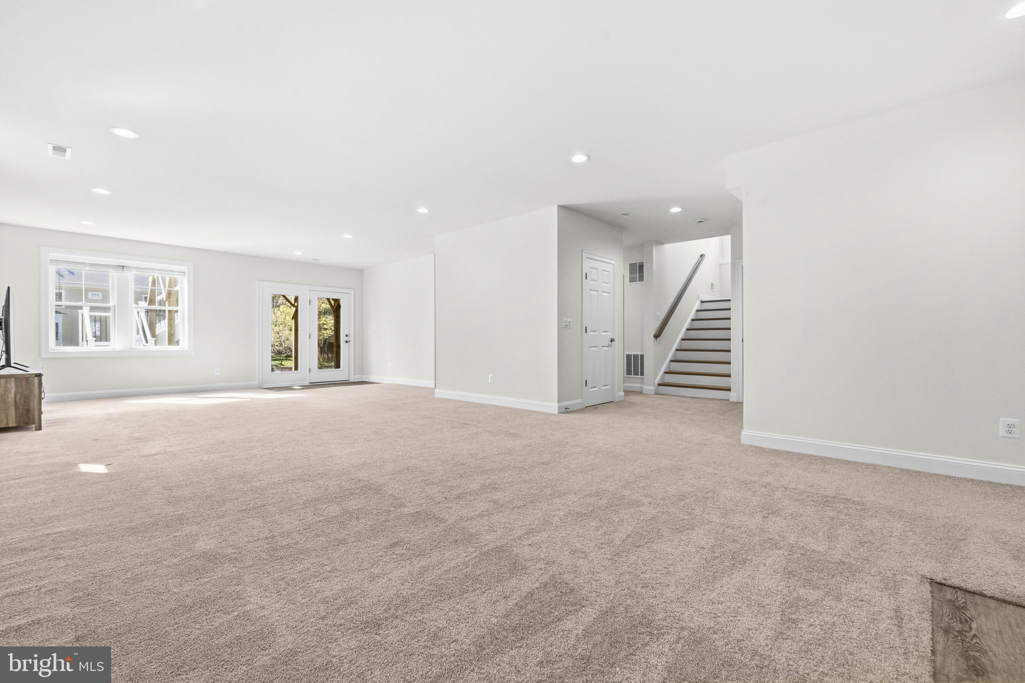 MARSHALL HILLS - Residential