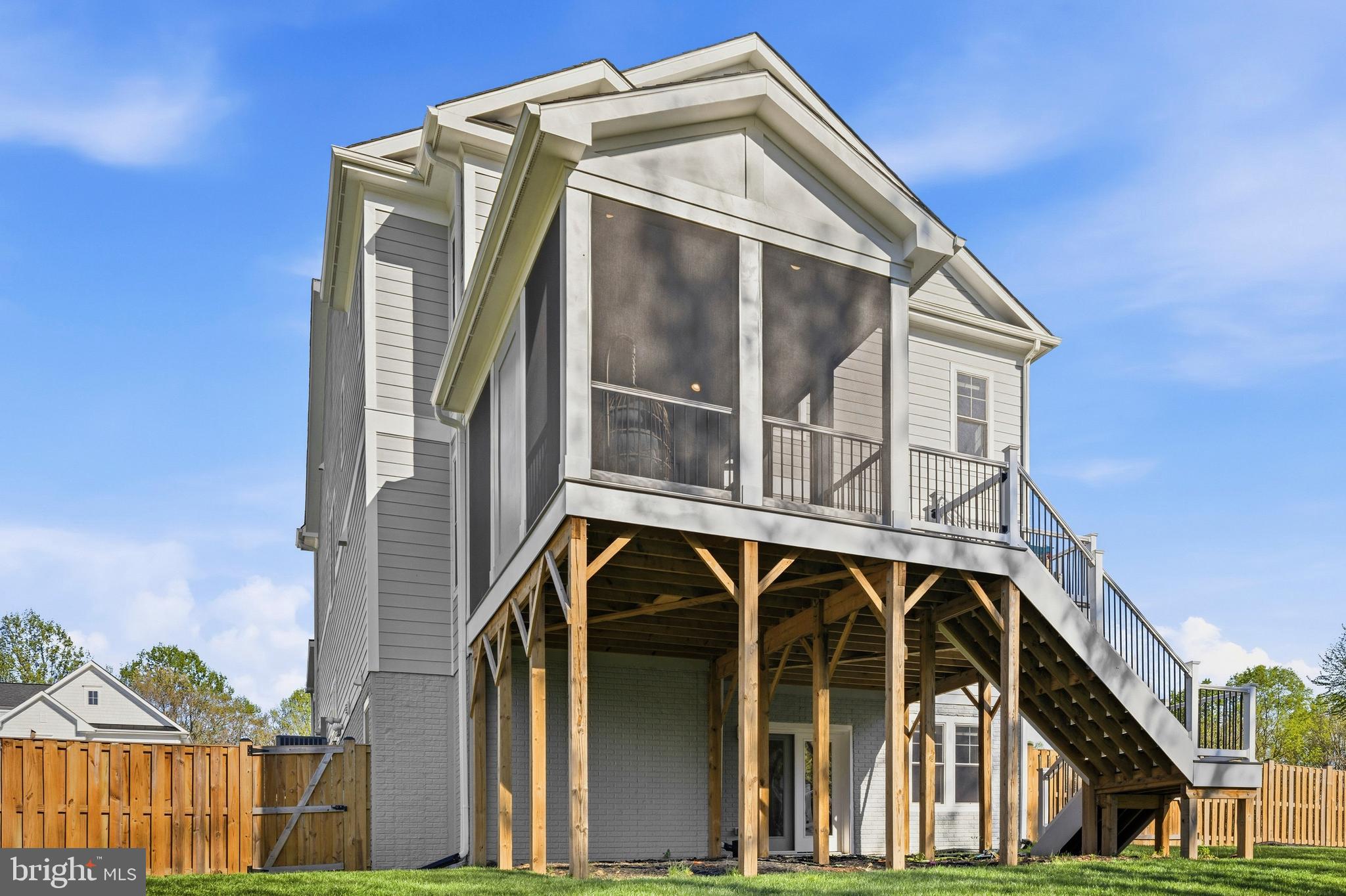 MARSHALL HILLS - Residential