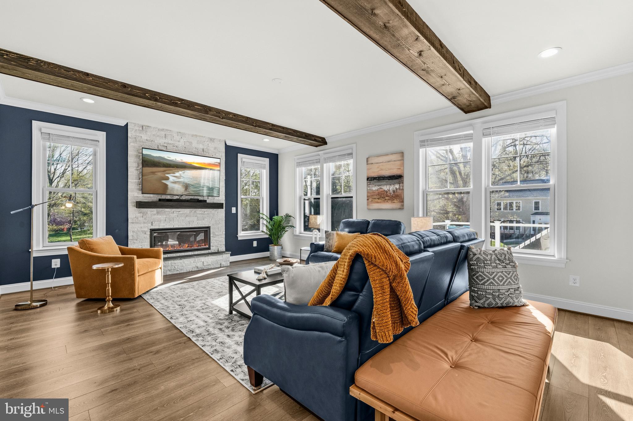 MARSHALL HILLS - Residential