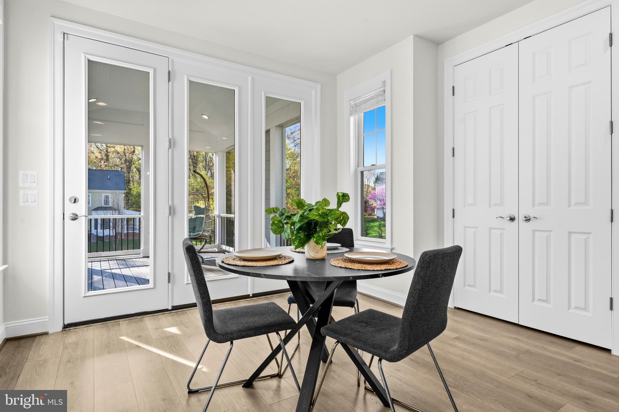 MARSHALL HILLS - Residential