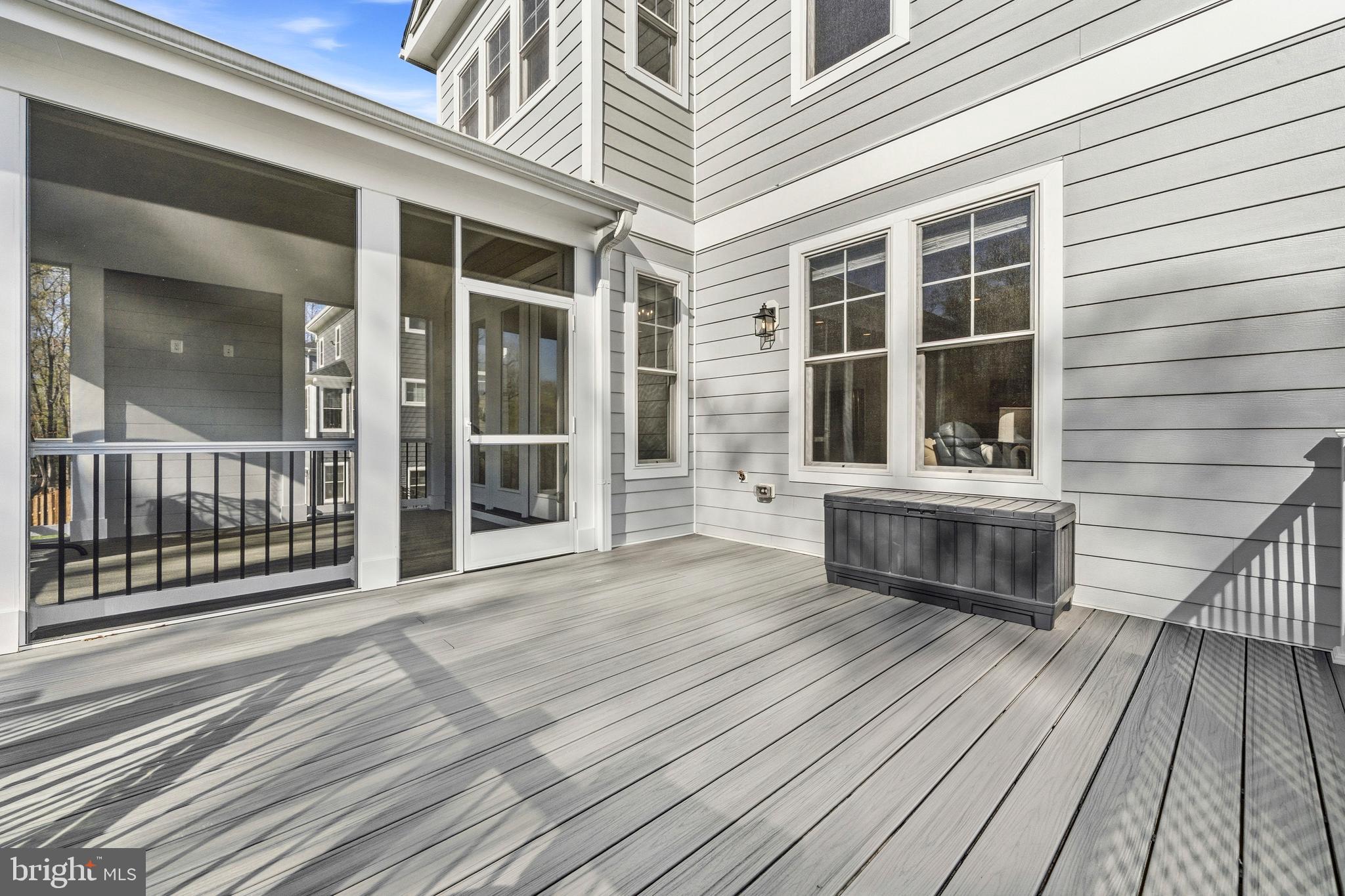 MARSHALL HILLS - Residential