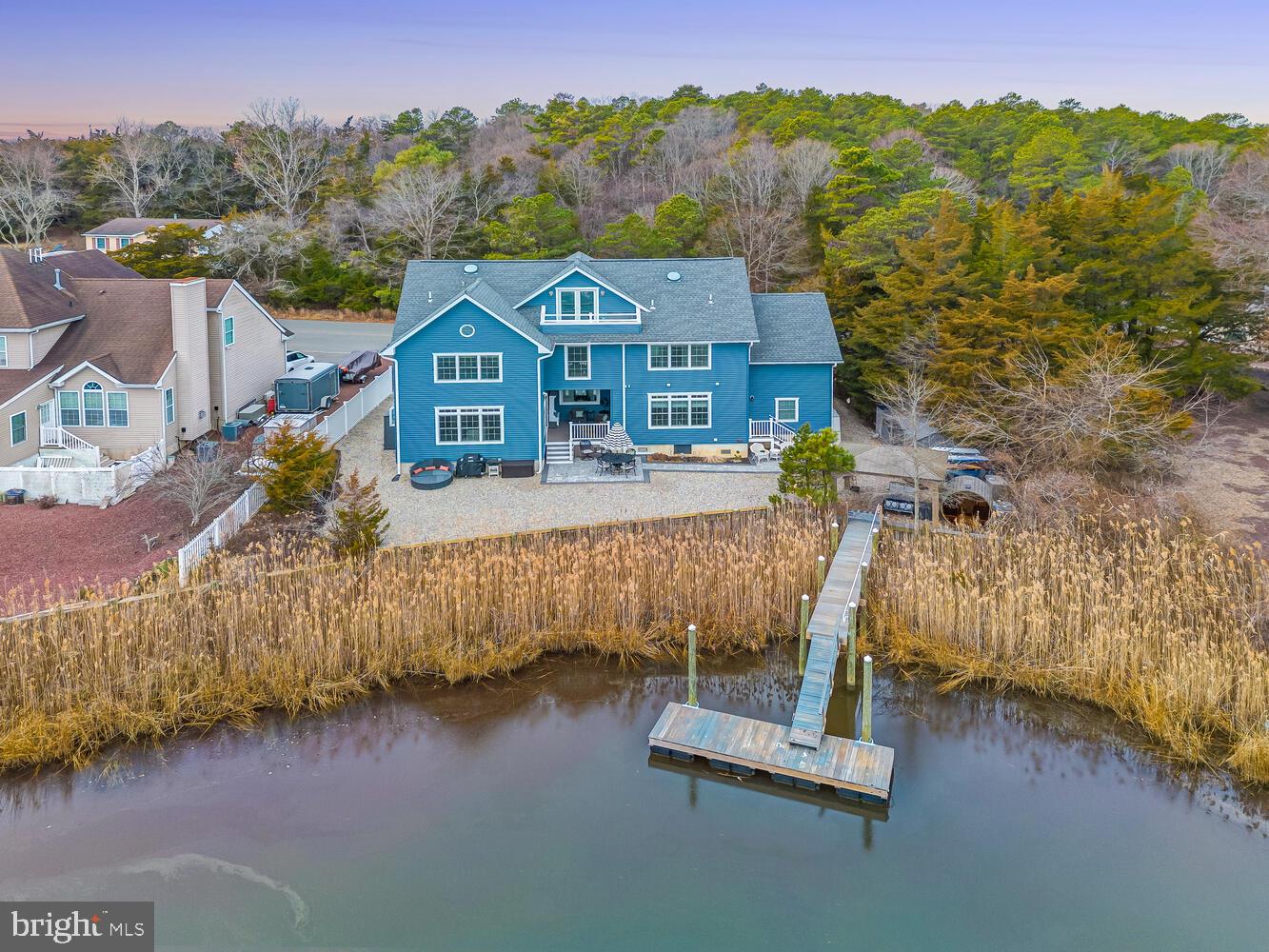 220 COUNTRY CLUB BOULEVARD