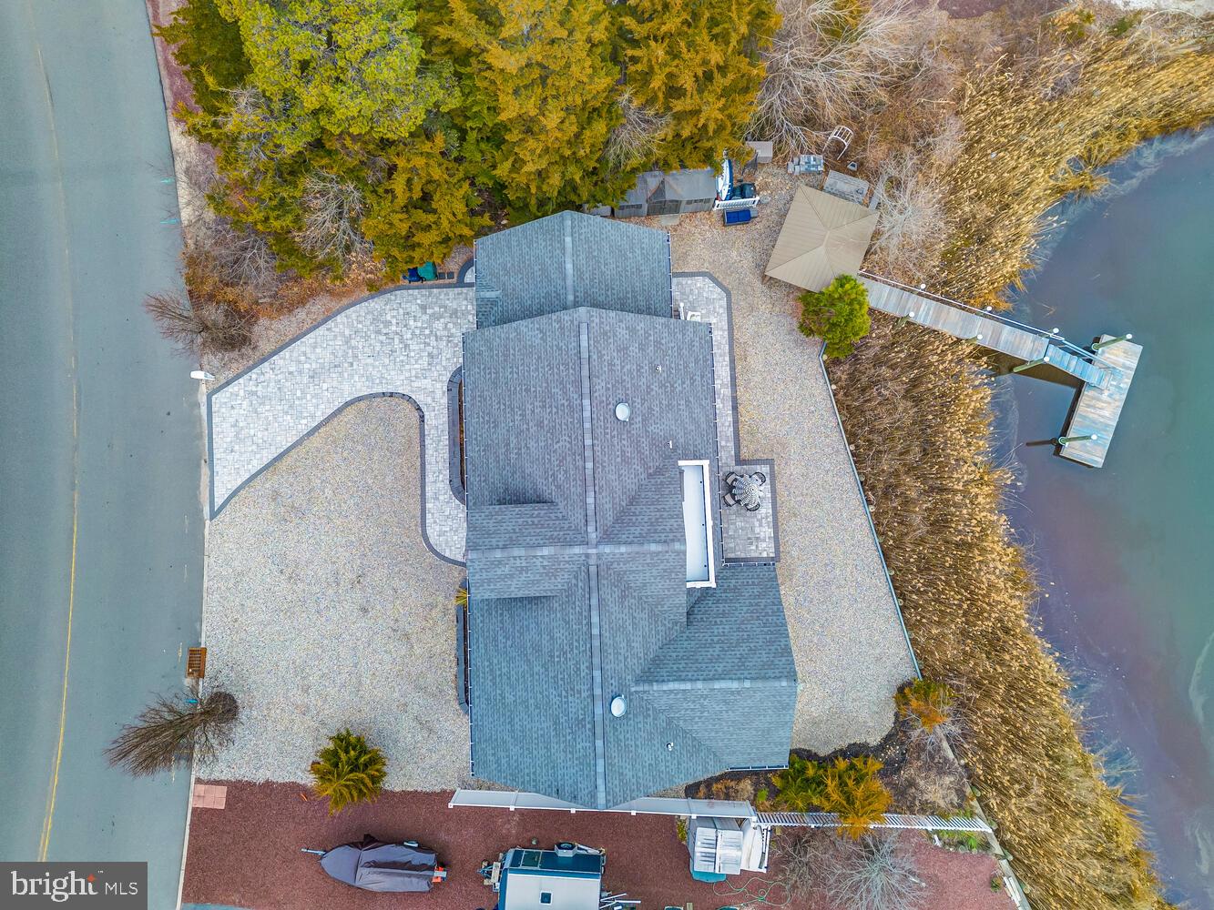 220 COUNTRY CLUB BOULEVARD