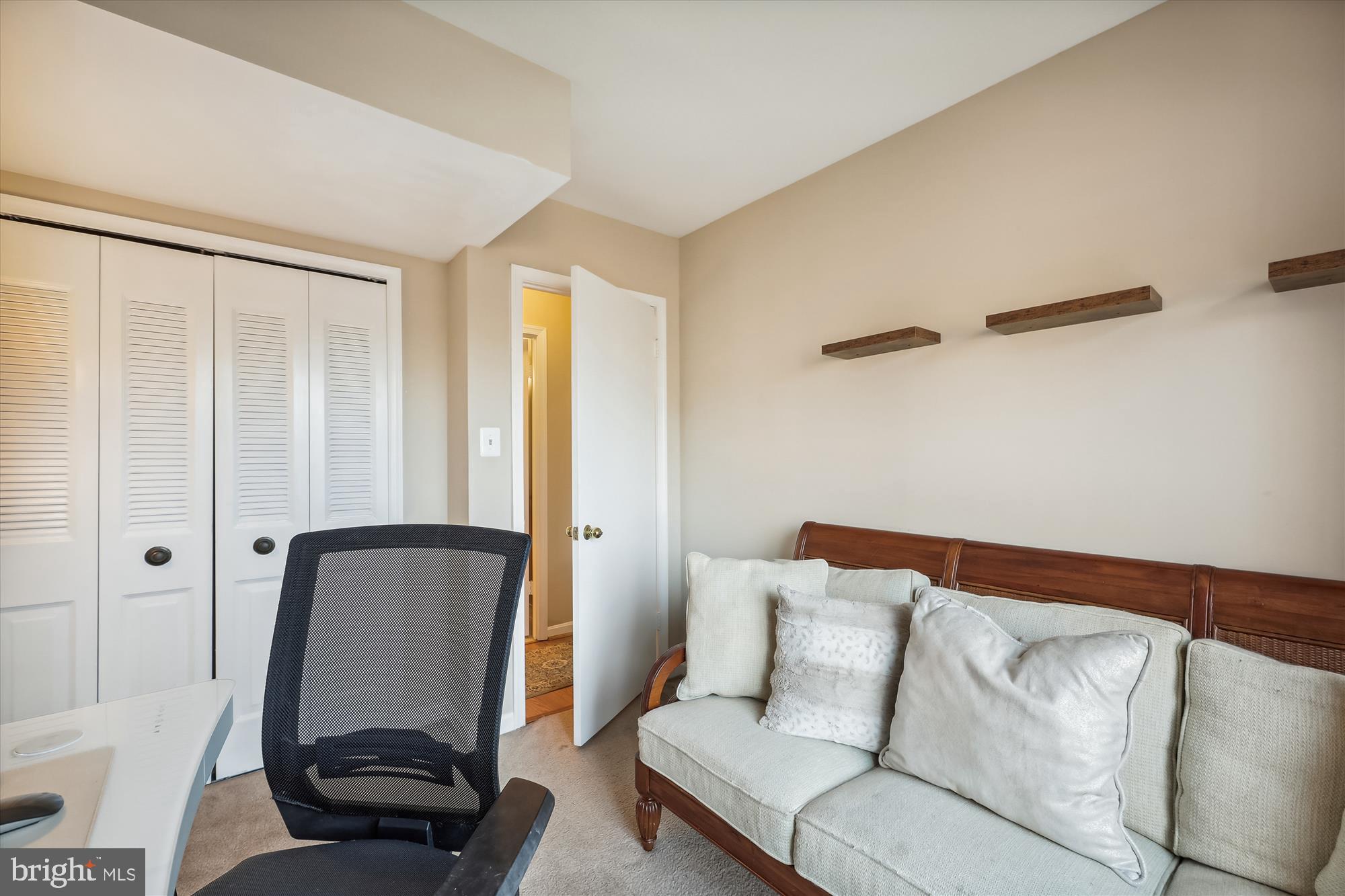 SUMMERWALK - Residential