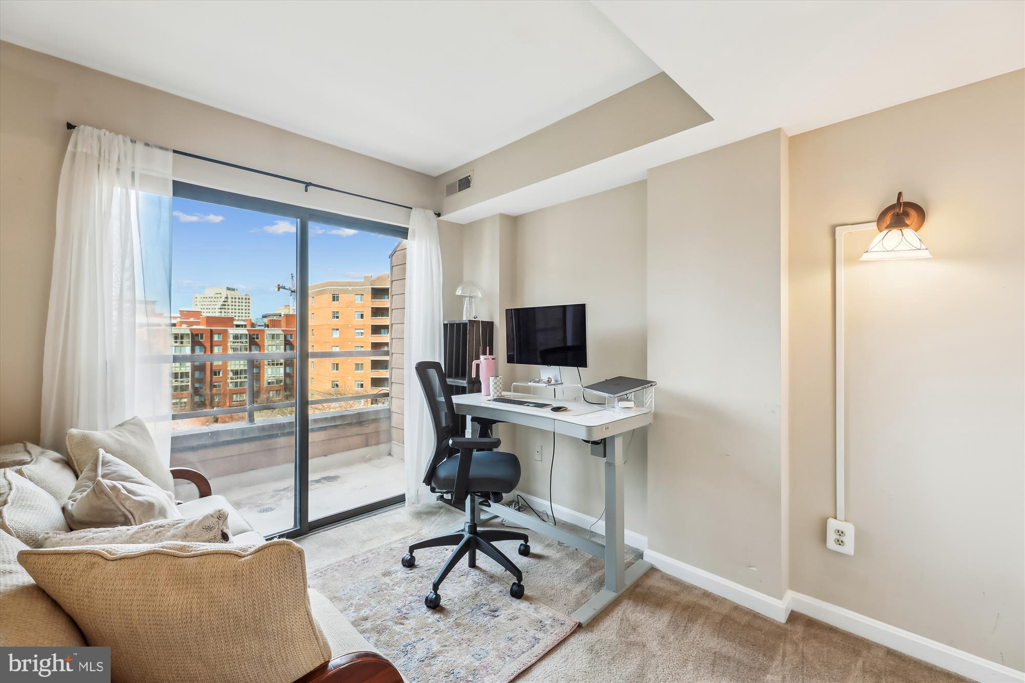 SUMMERWALK - Residential