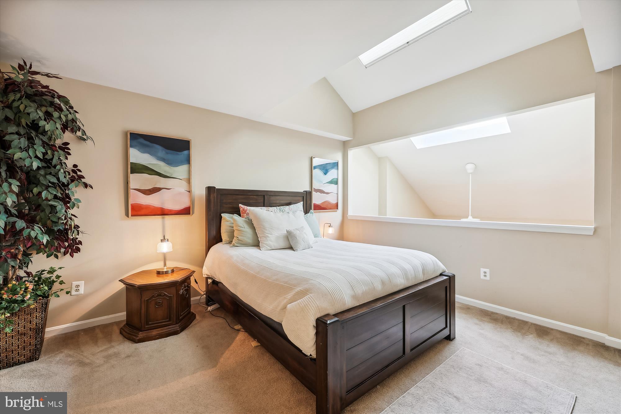 SUMMERWALK - Residential