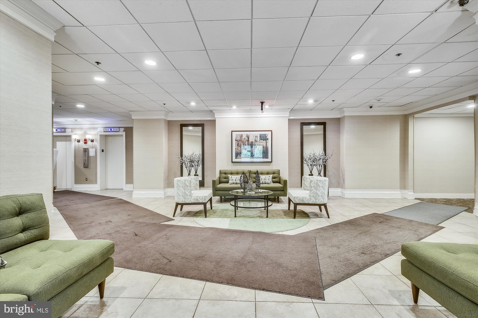 SUMMERWALK - Residential