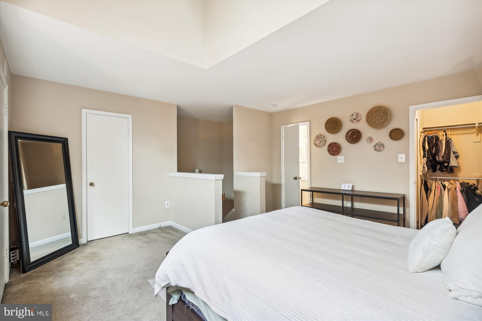 SUMMERWALK - Residential