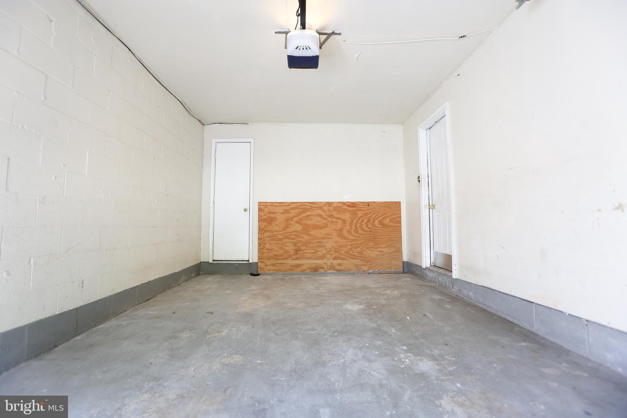 LYONS GATE - Residential Lease