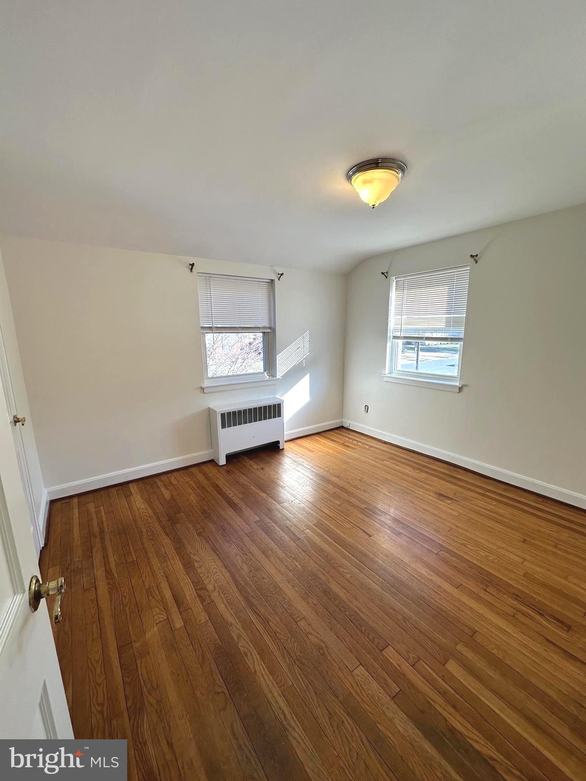 COLLEGE PARK - Residential Lease