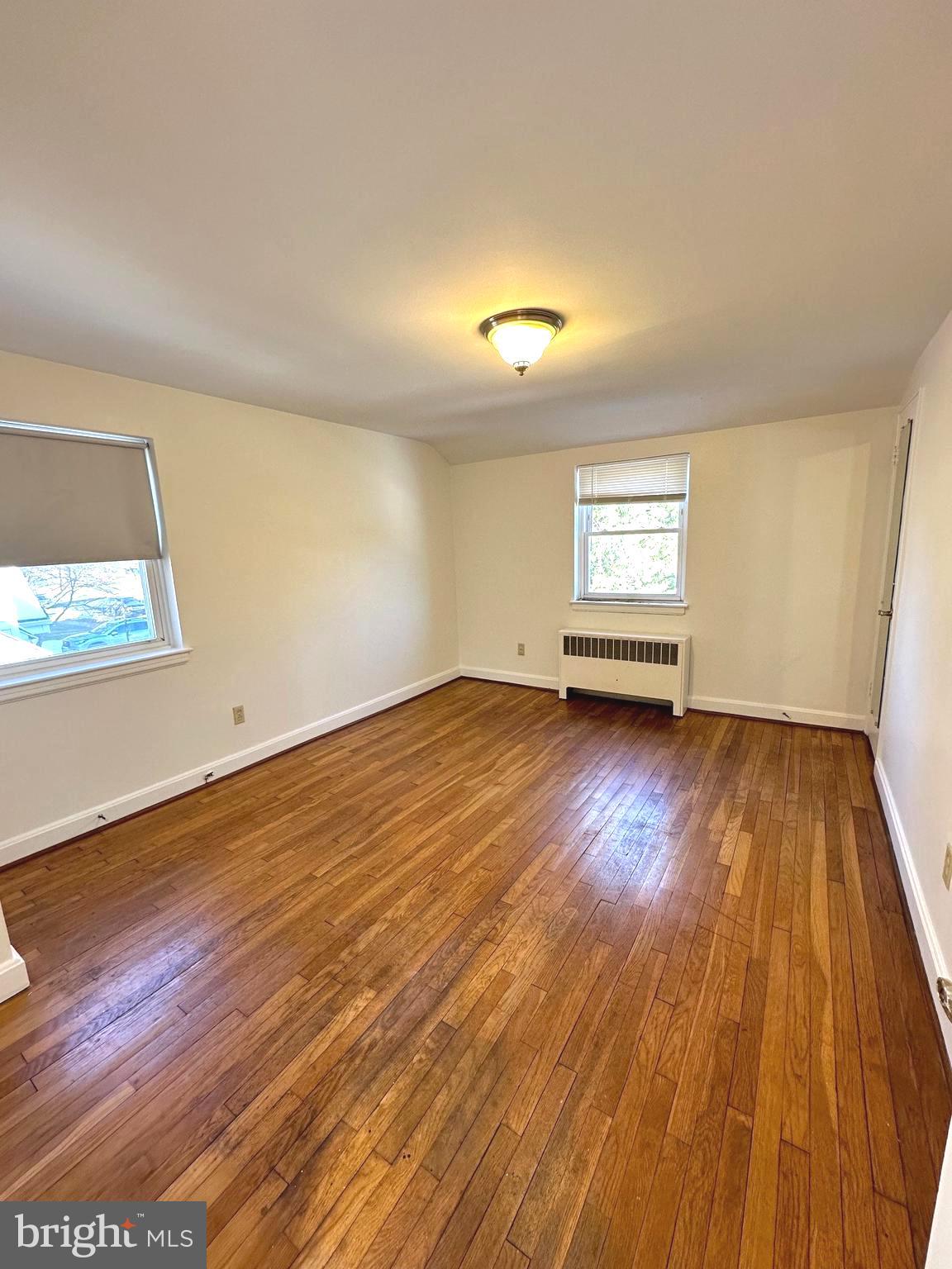 COLLEGE PARK - Residential Lease
