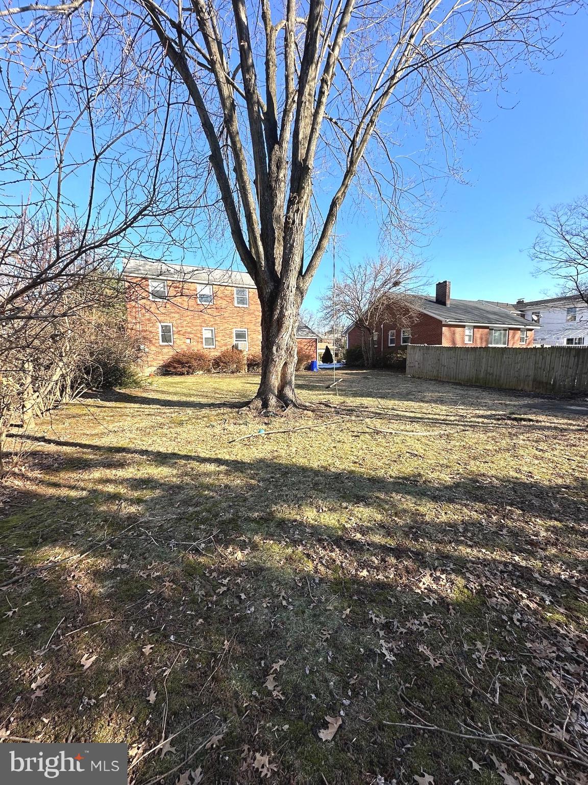 COLLEGE PARK - Residential Lease