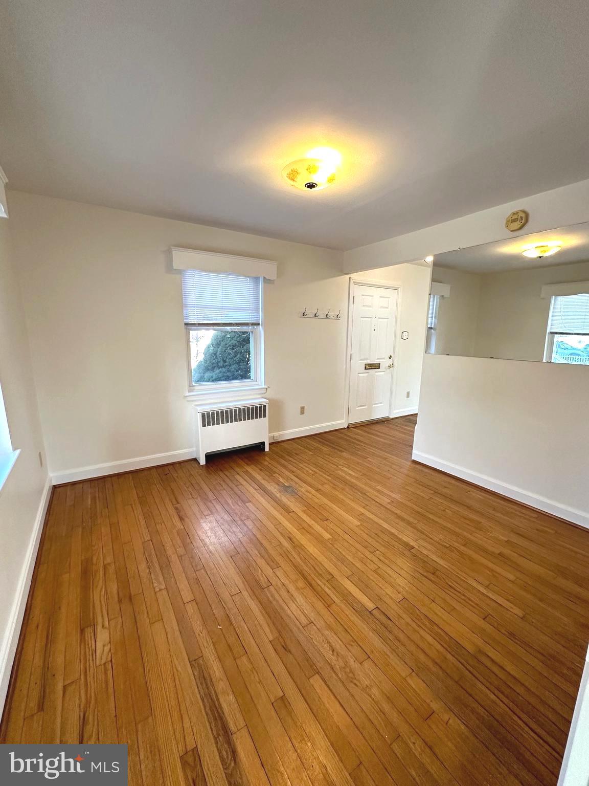 COLLEGE PARK - Residential Lease