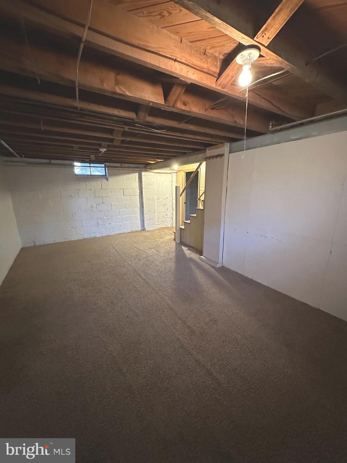 COLLEGE PARK - Residential Lease