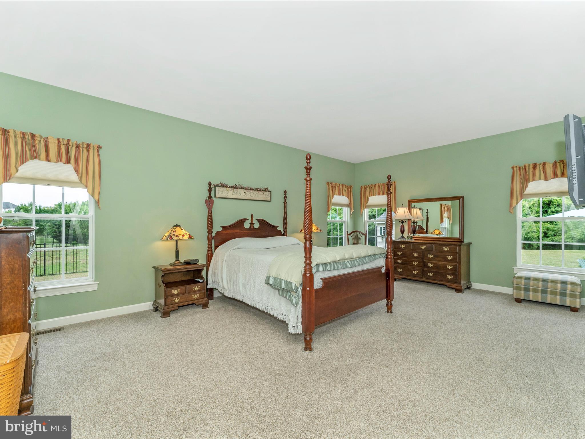 ELMWOOD FARM - Residential