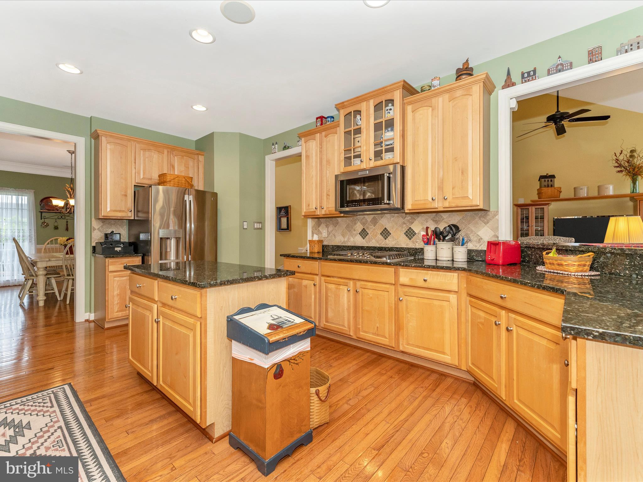 ELMWOOD FARM - Residential