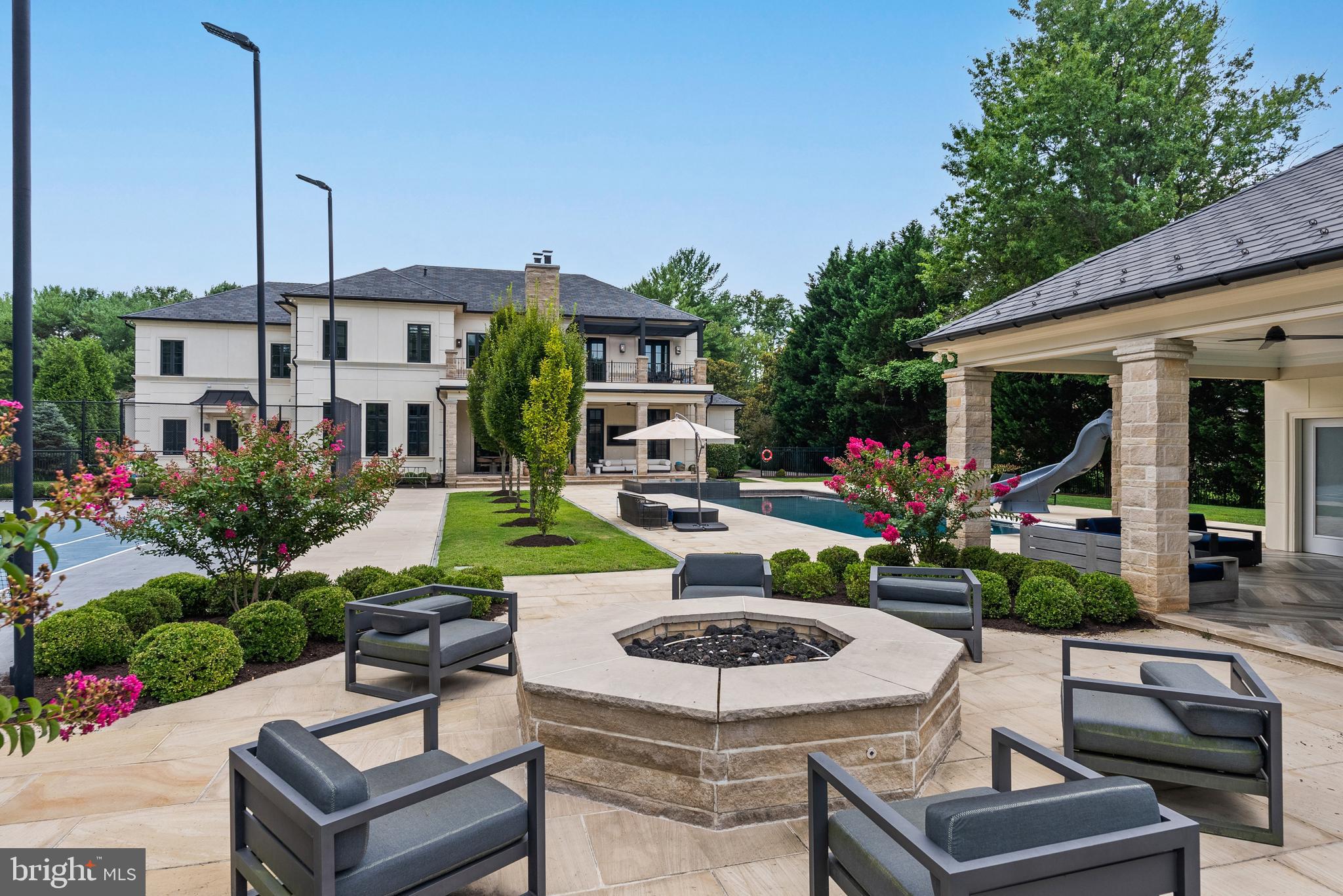 AVENEL - Residential