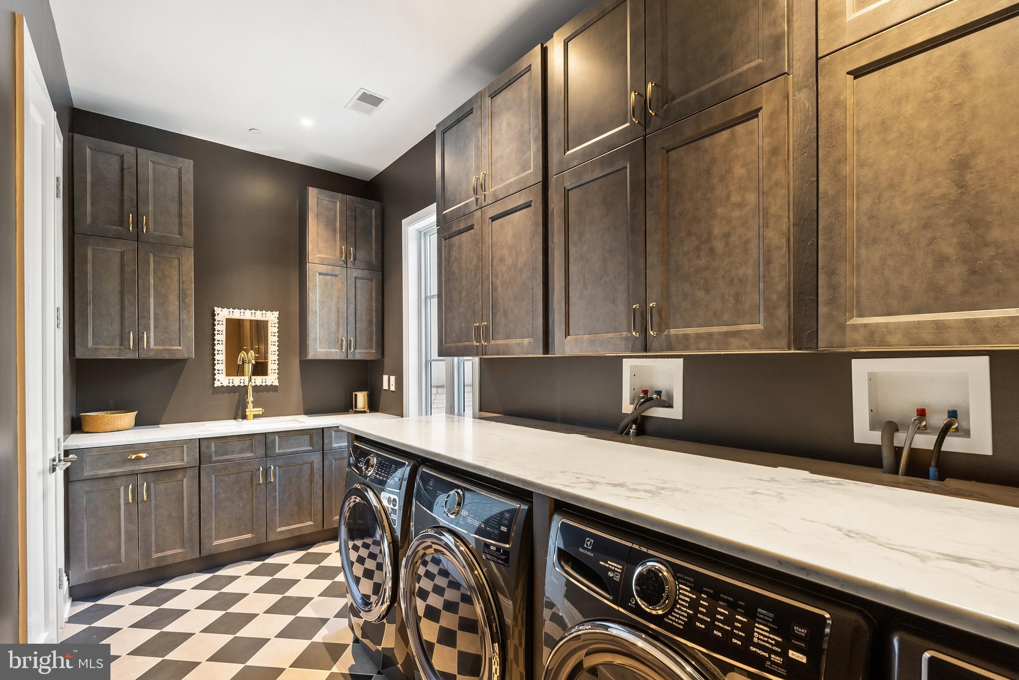 AVENEL - Residential