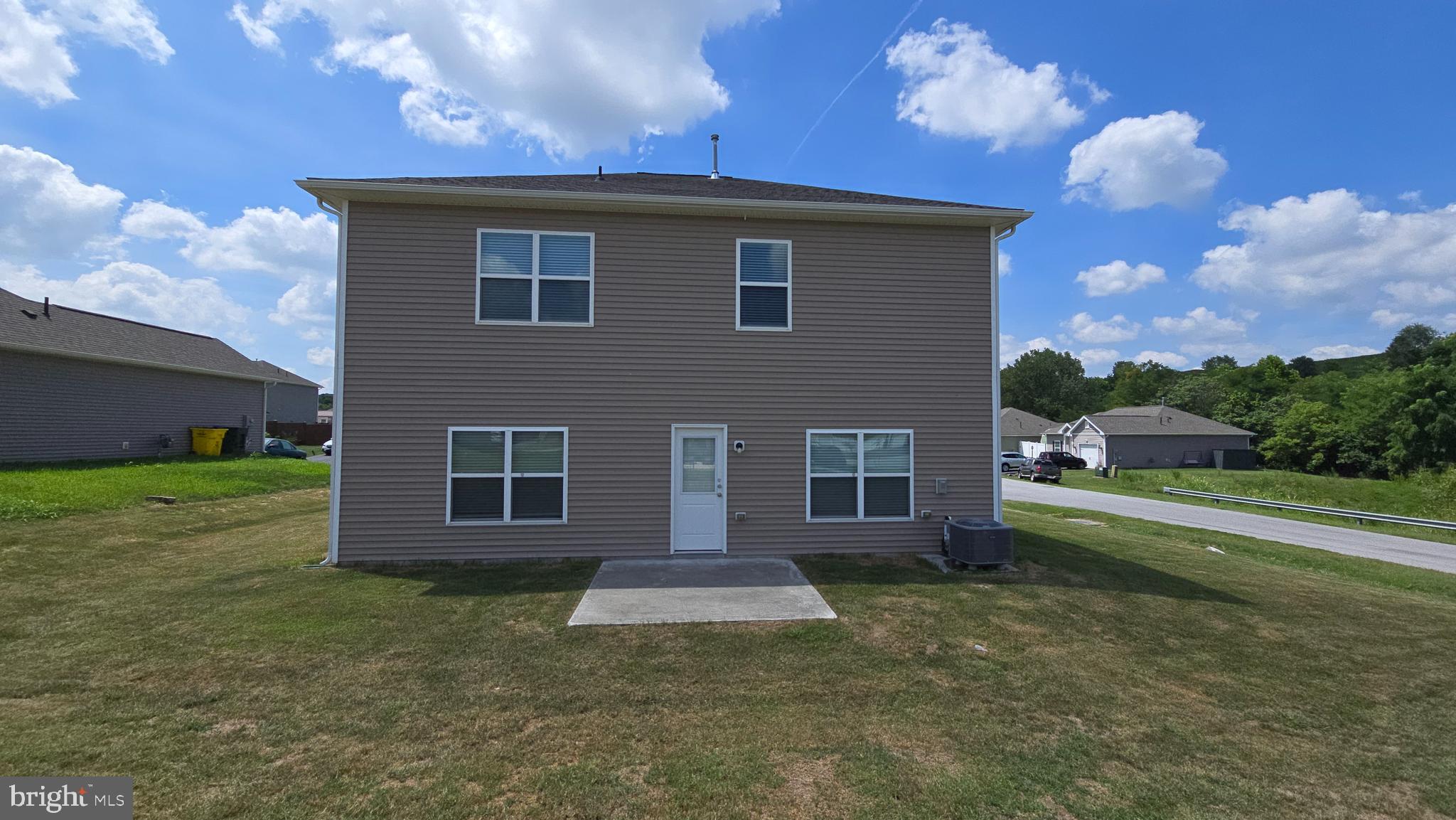 MCGINNIS POINT - Residential