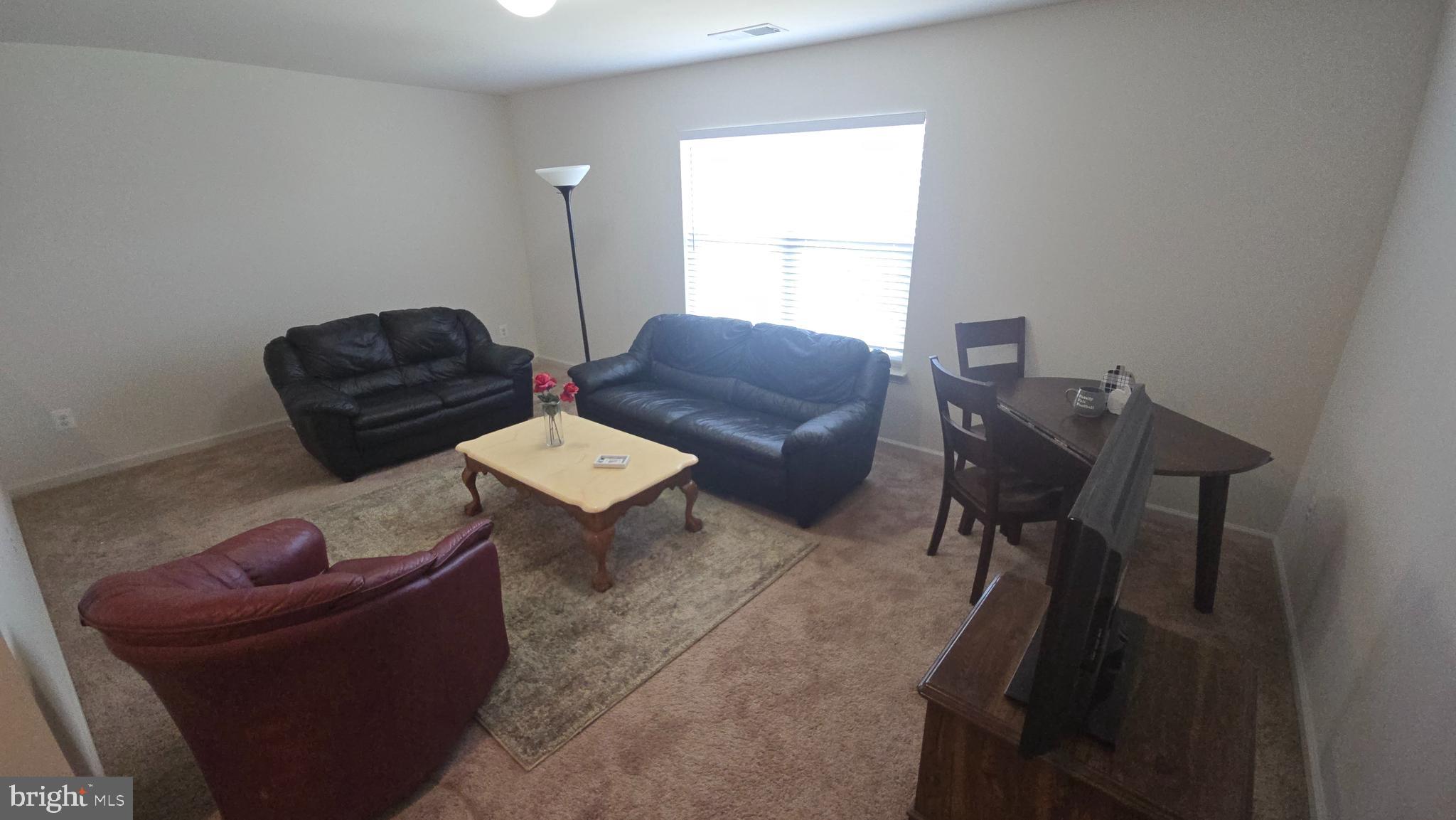 MCGINNIS POINT - Residential