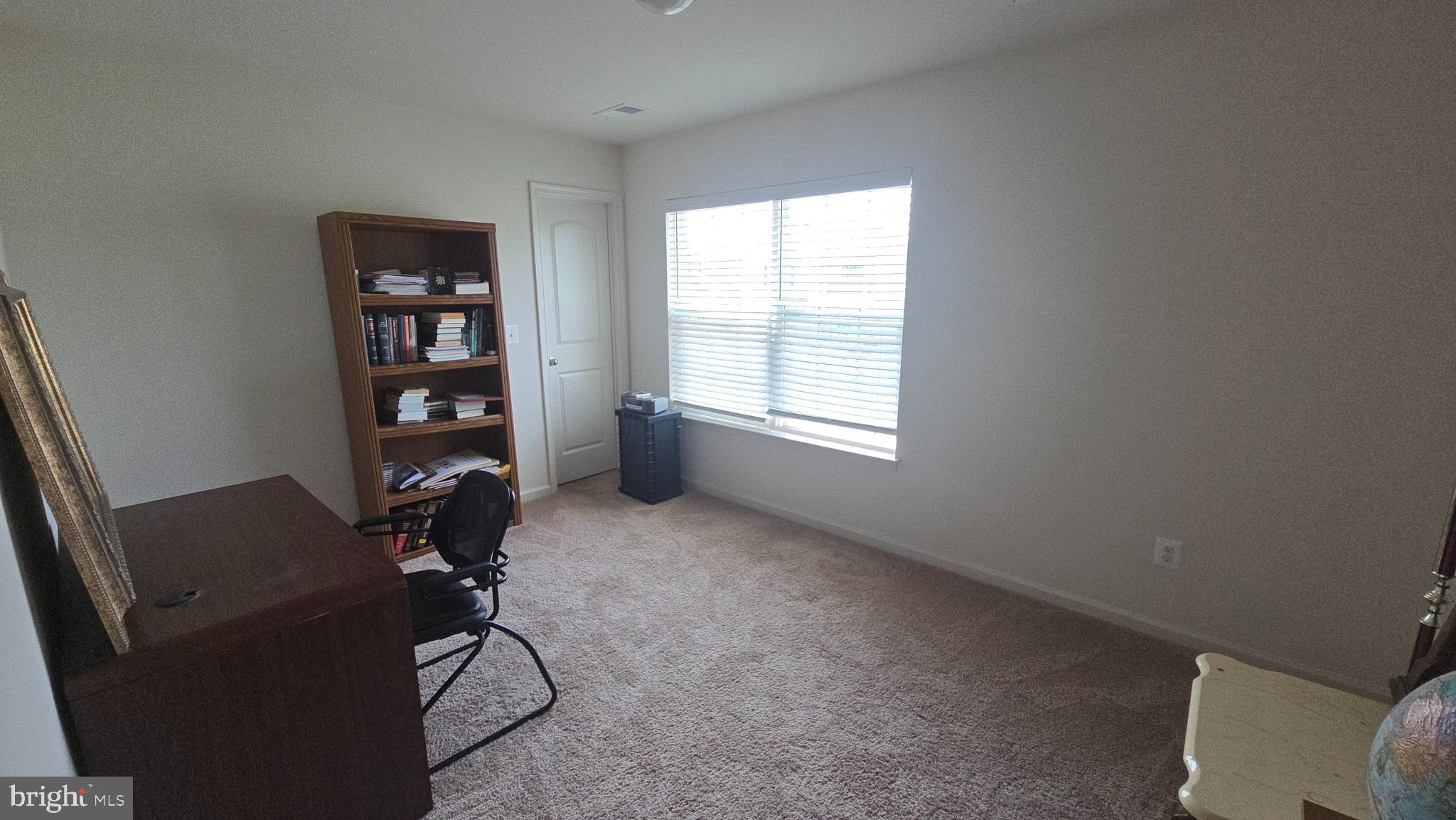 MCGINNIS POINT - Residential