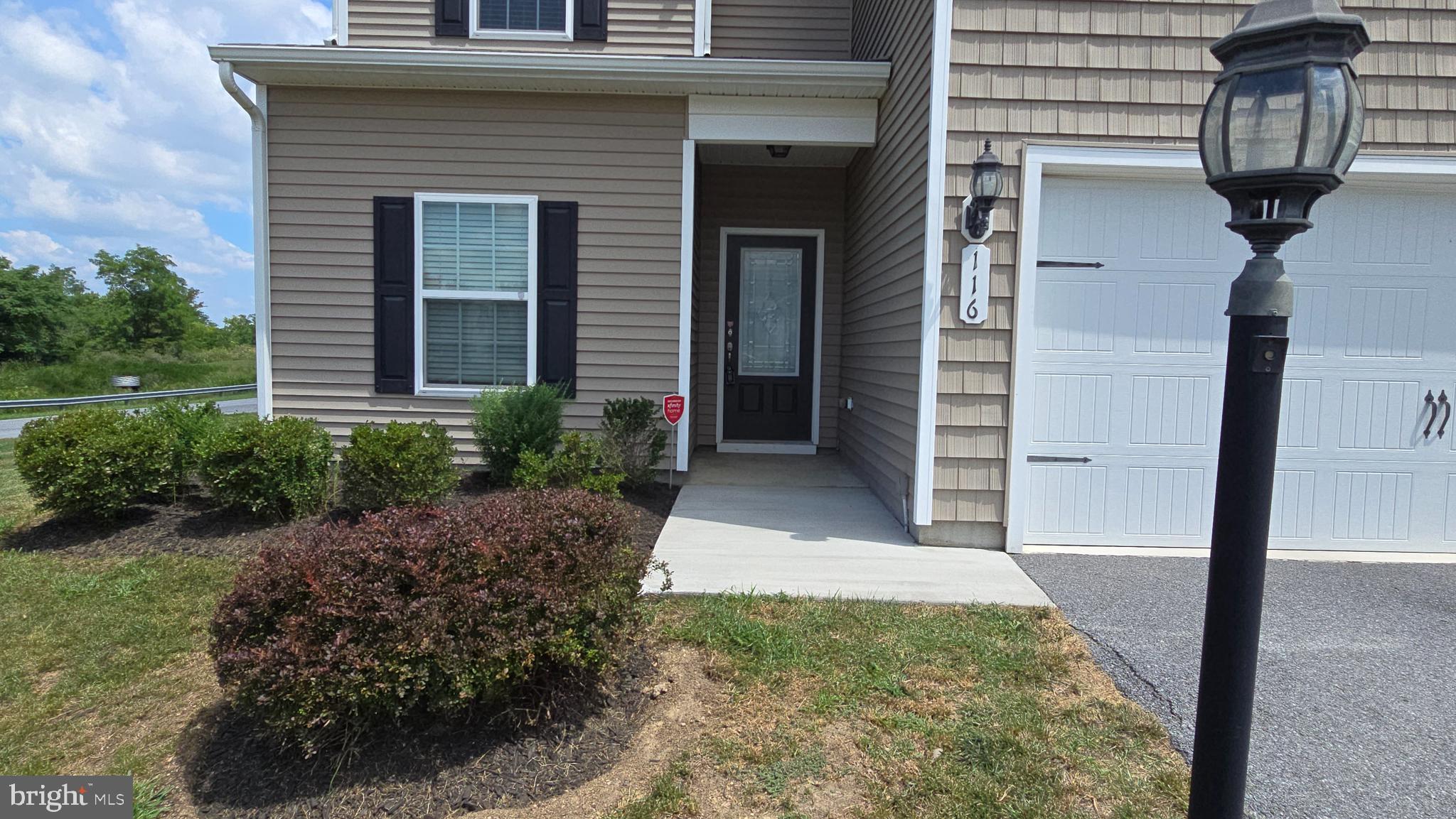 MCGINNIS POINT - Residential