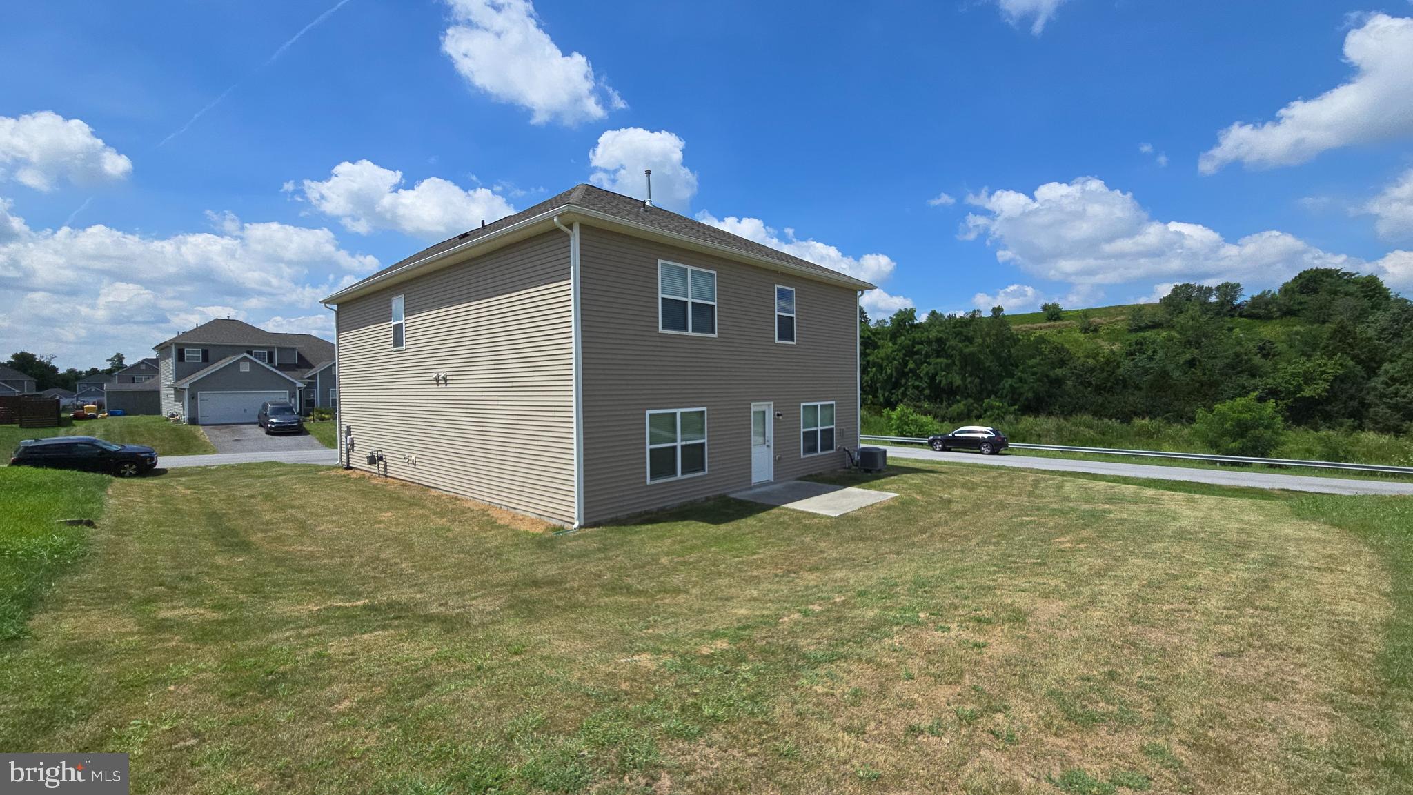 MCGINNIS POINT - Residential