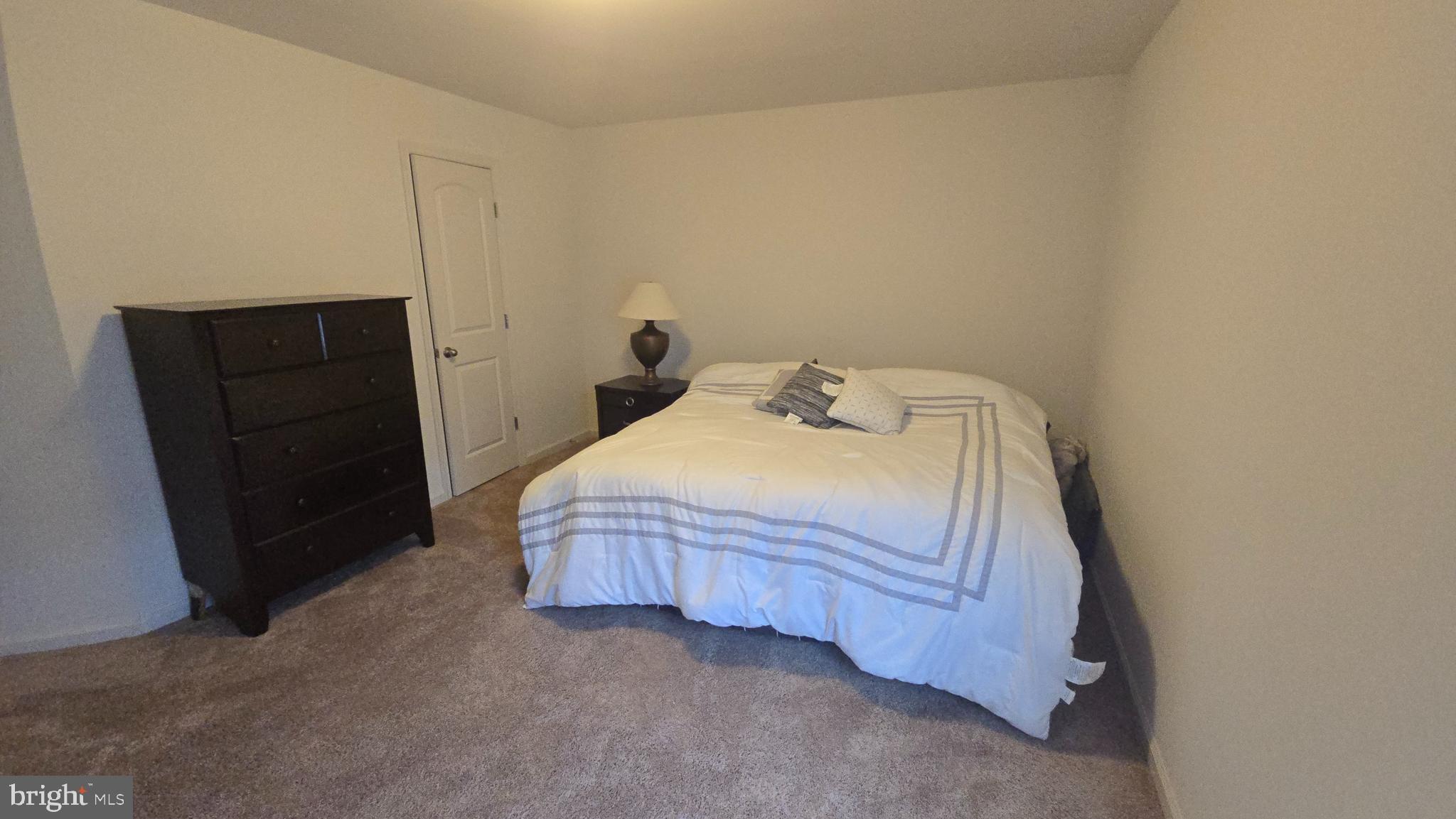 MCGINNIS POINT - Residential