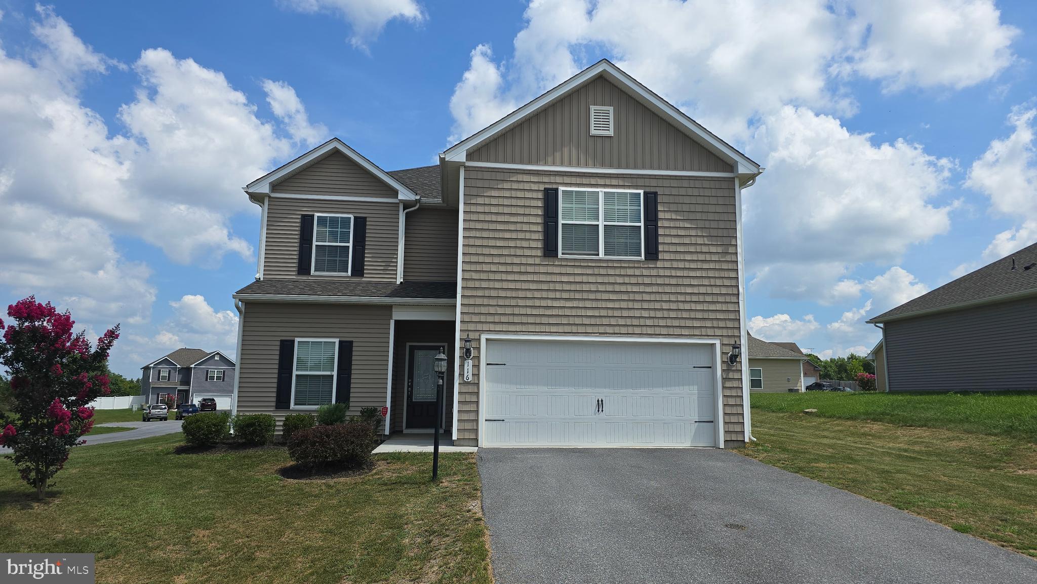 MCGINNIS POINT - Residential