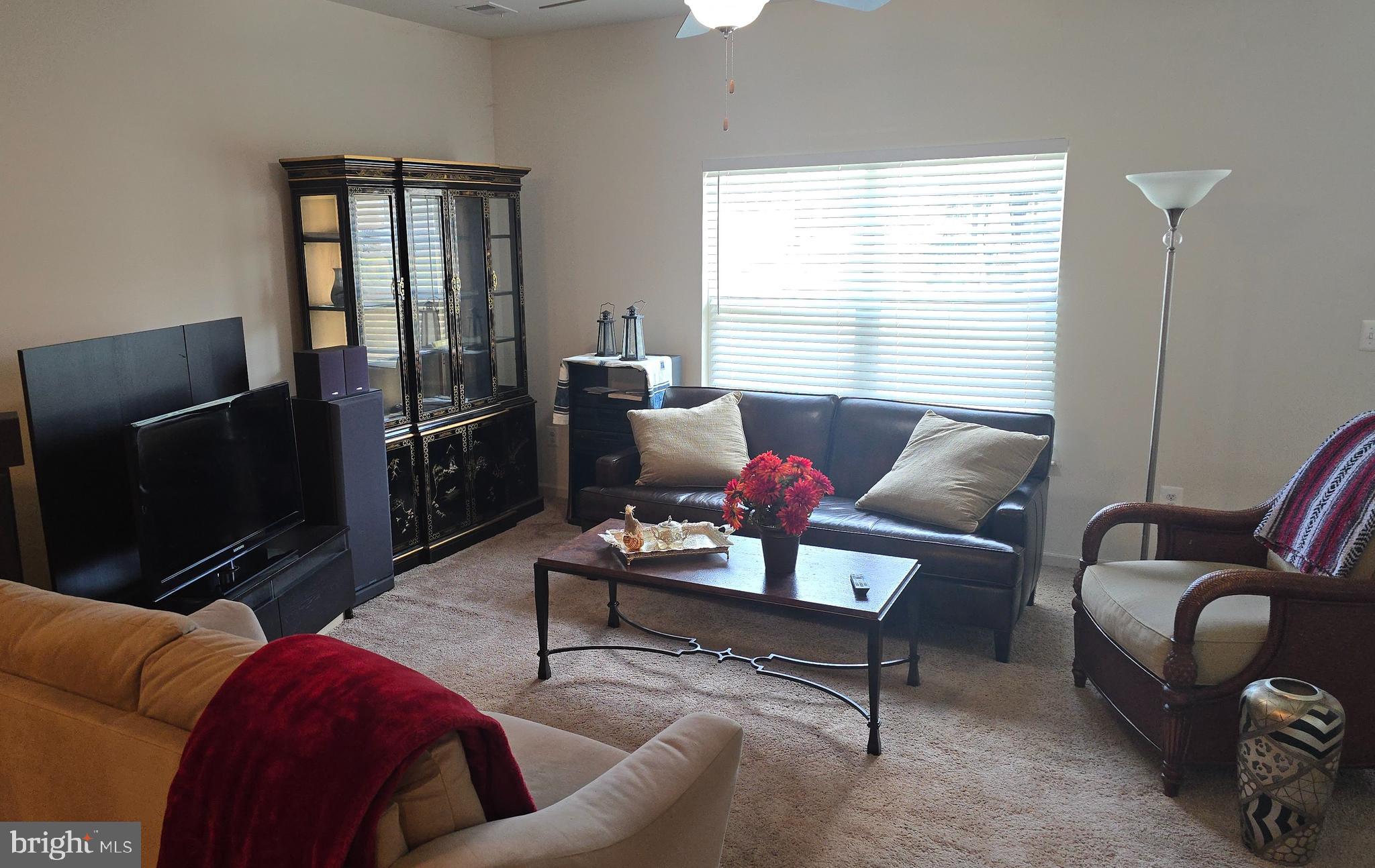 MCGINNIS POINT - Residential