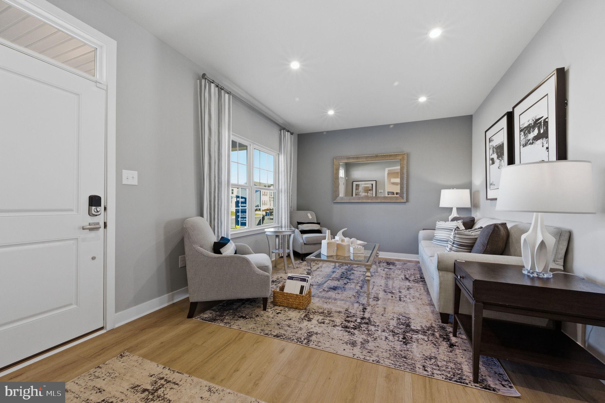 77 CHARLESTON CIRCLE