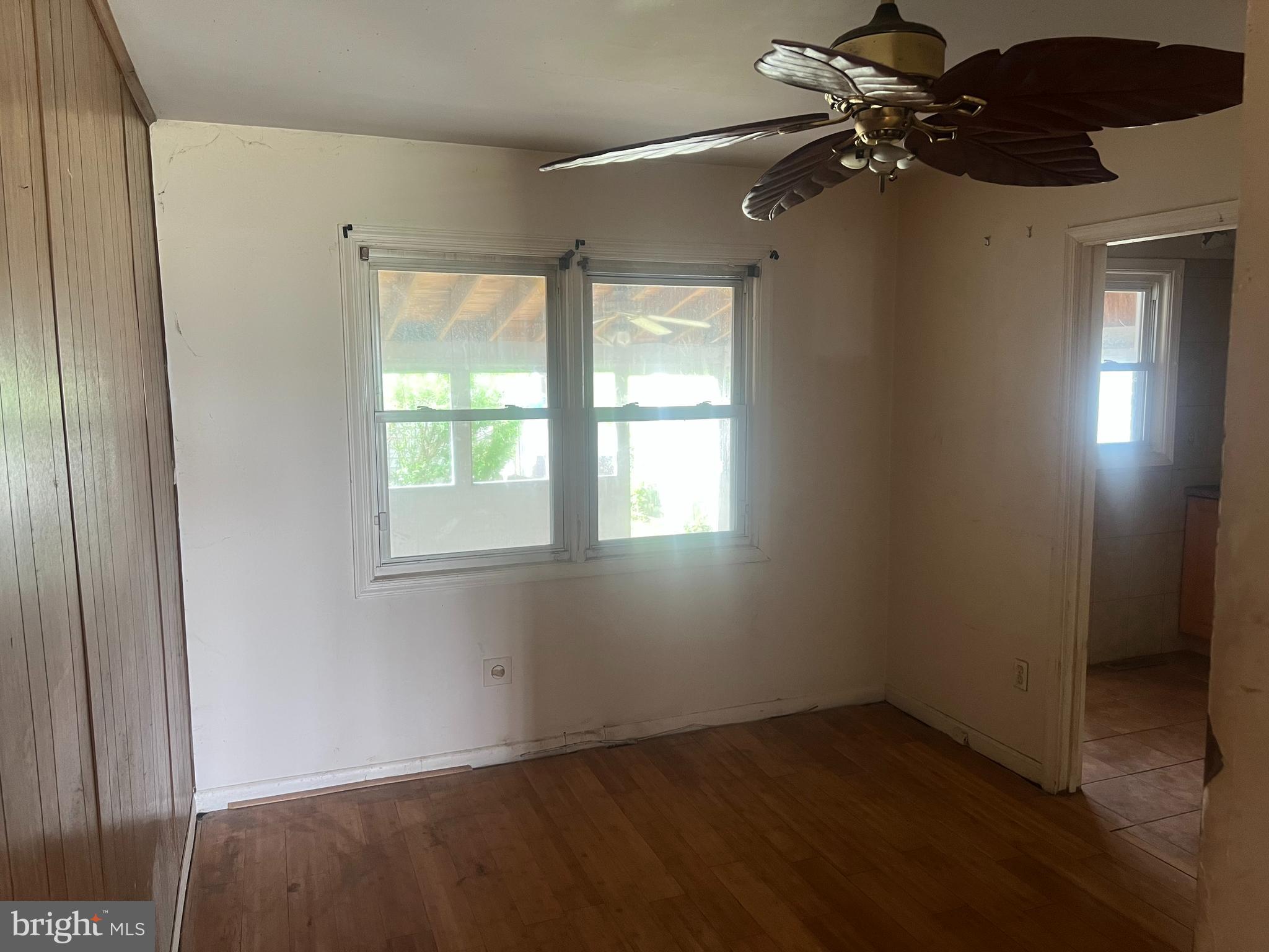 EASTCREST - Residential