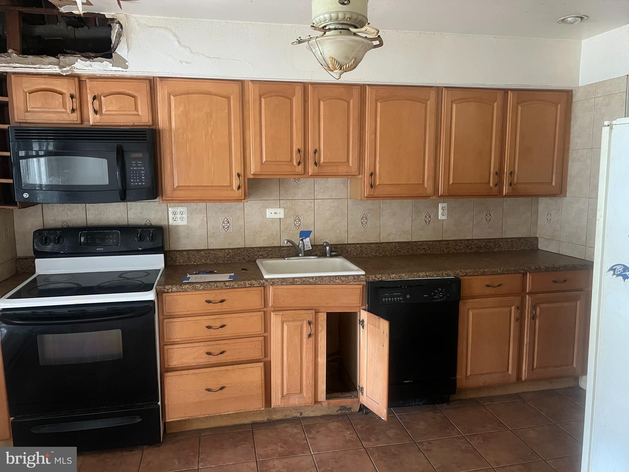 EASTCREST - Residential