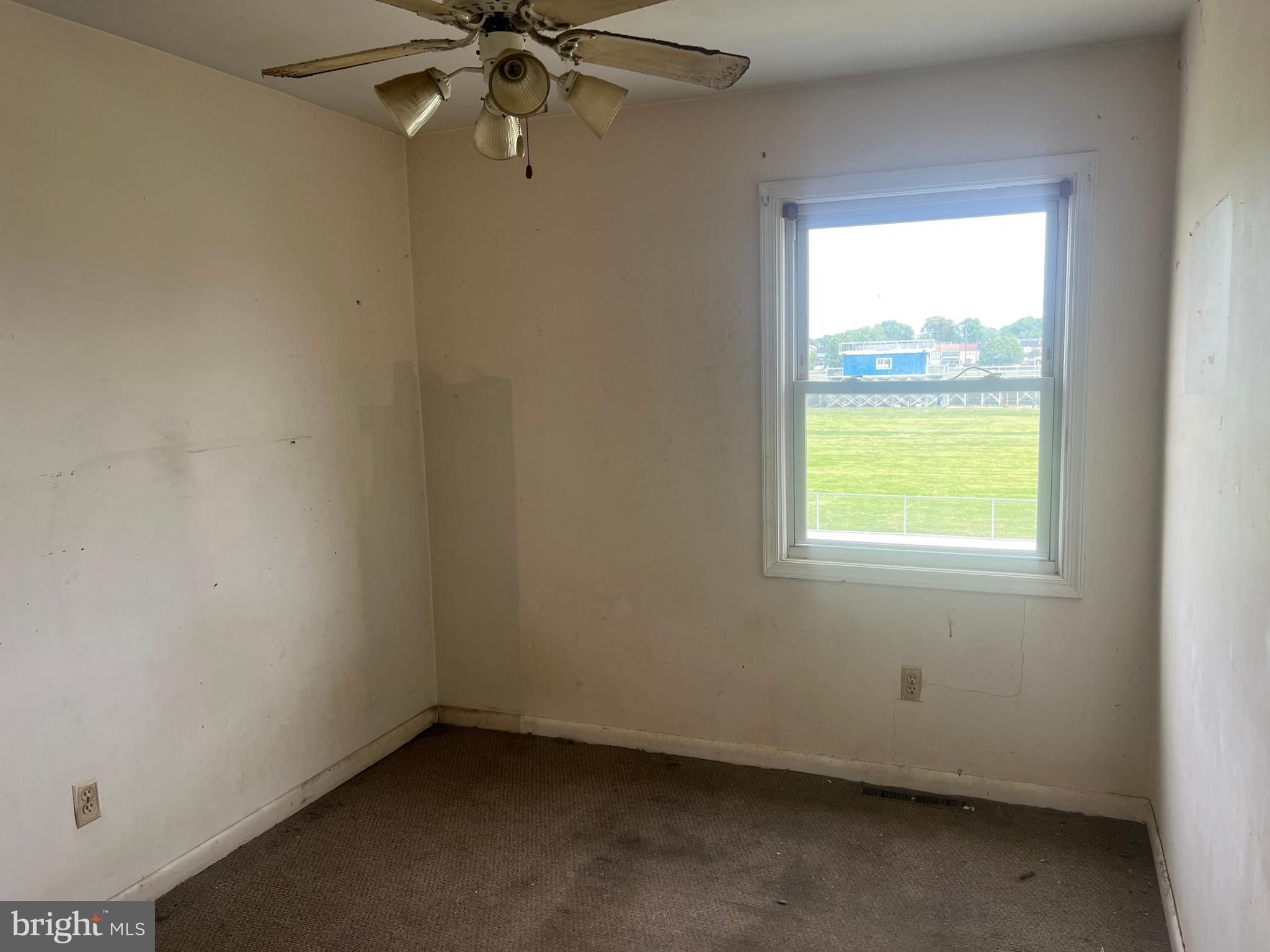 EASTCREST - Residential