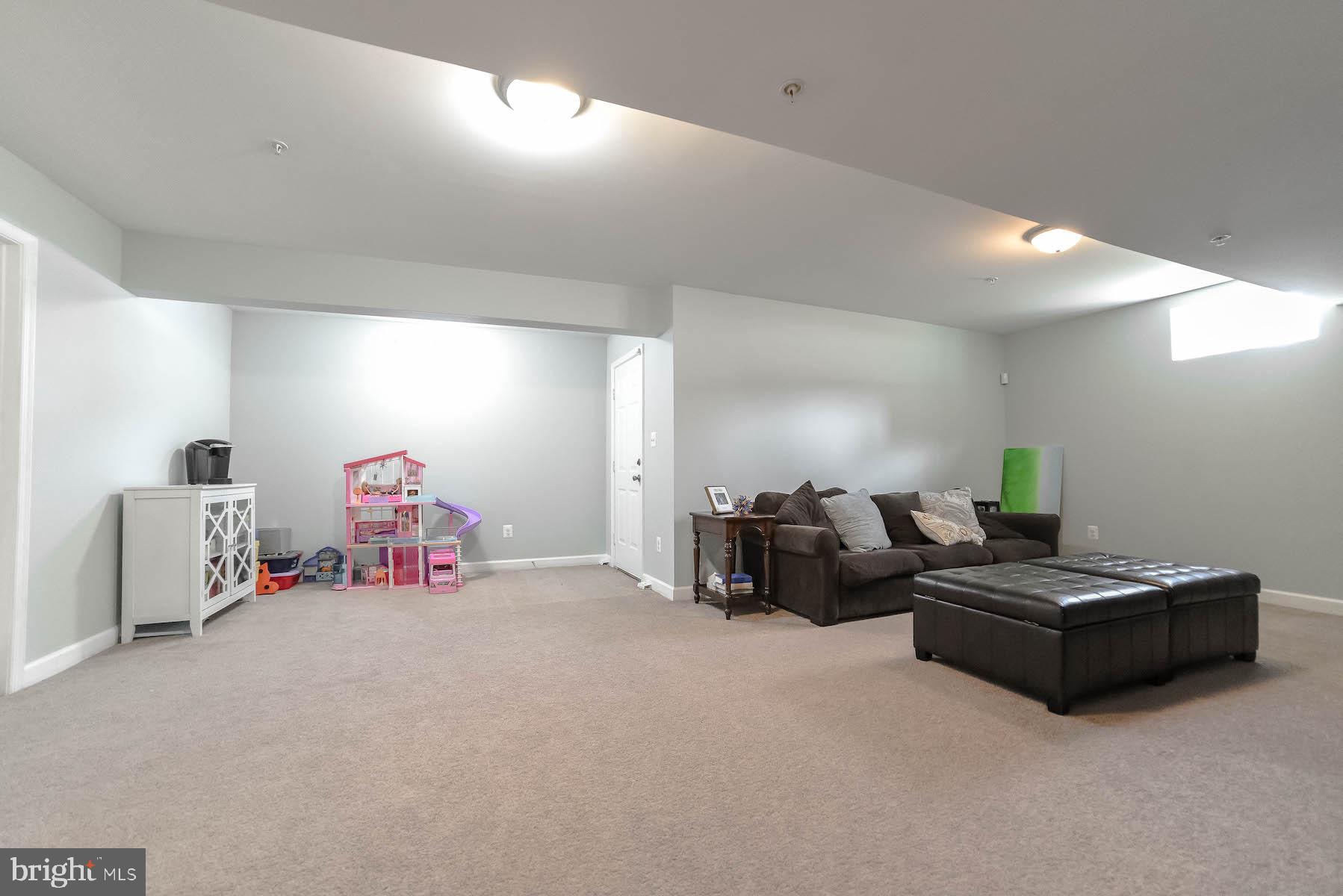 THE WOODS AT MYRTLE POINT - Residential