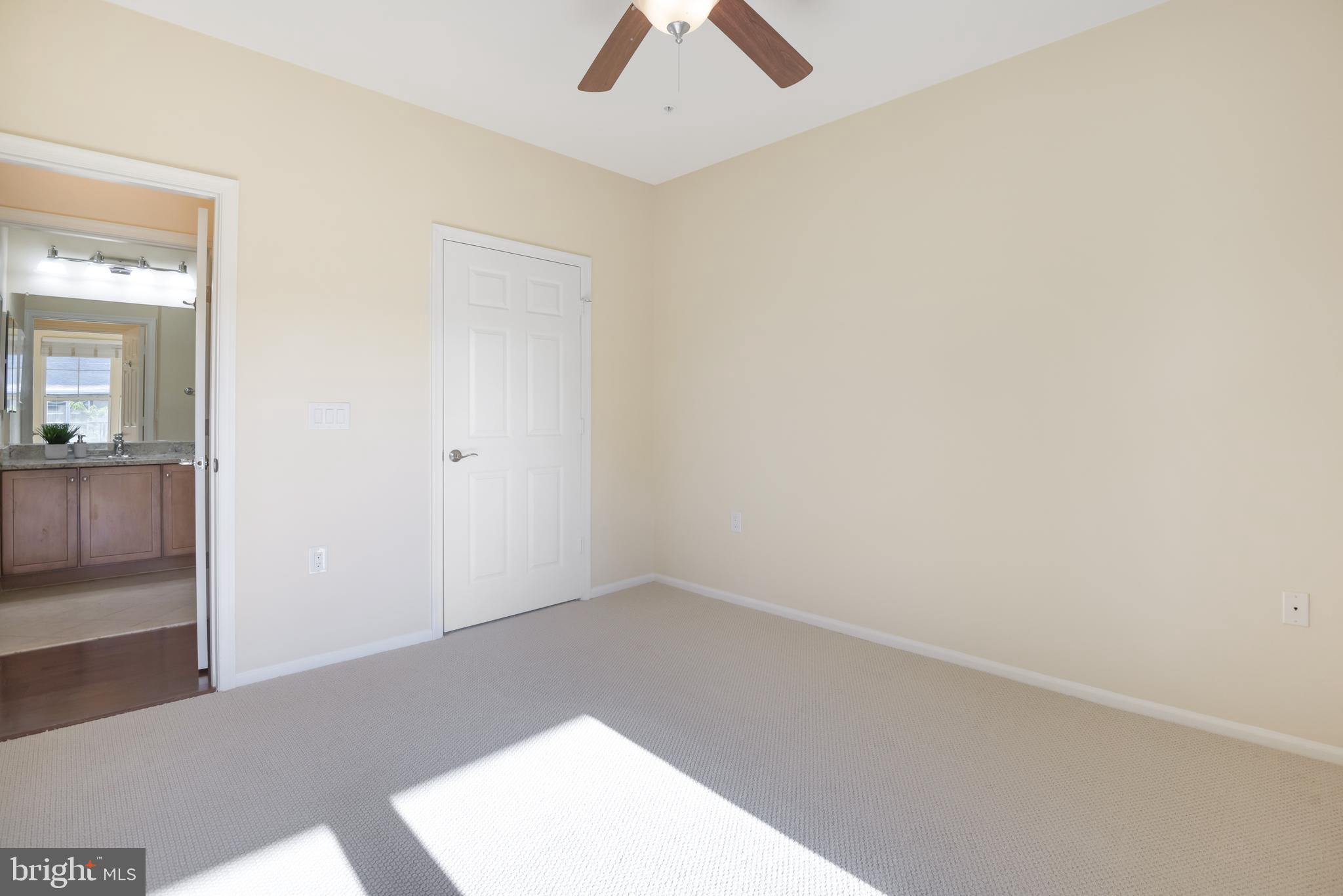 WHITE FLINT STATION - Residential