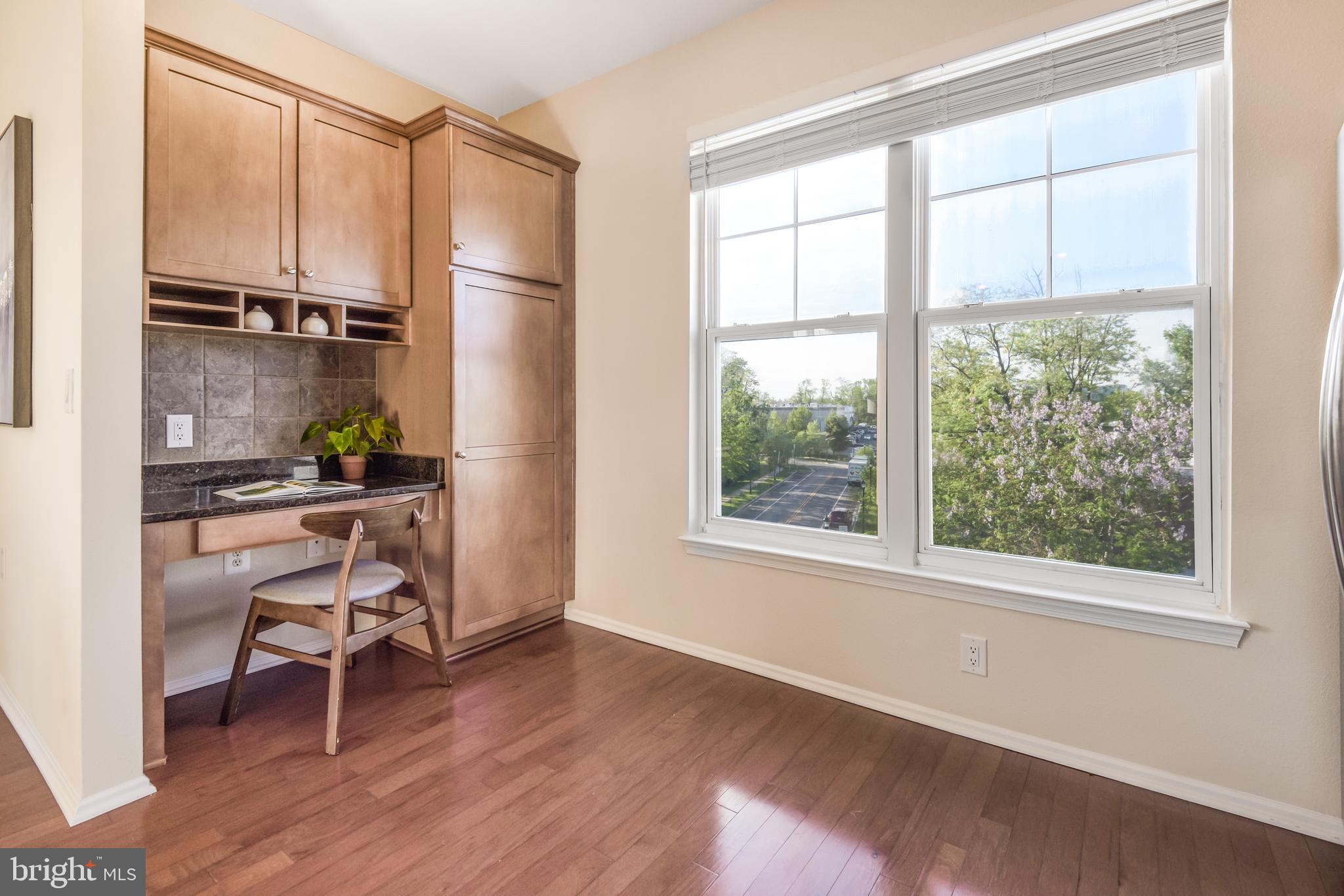 WHITE FLINT STATION - Residential