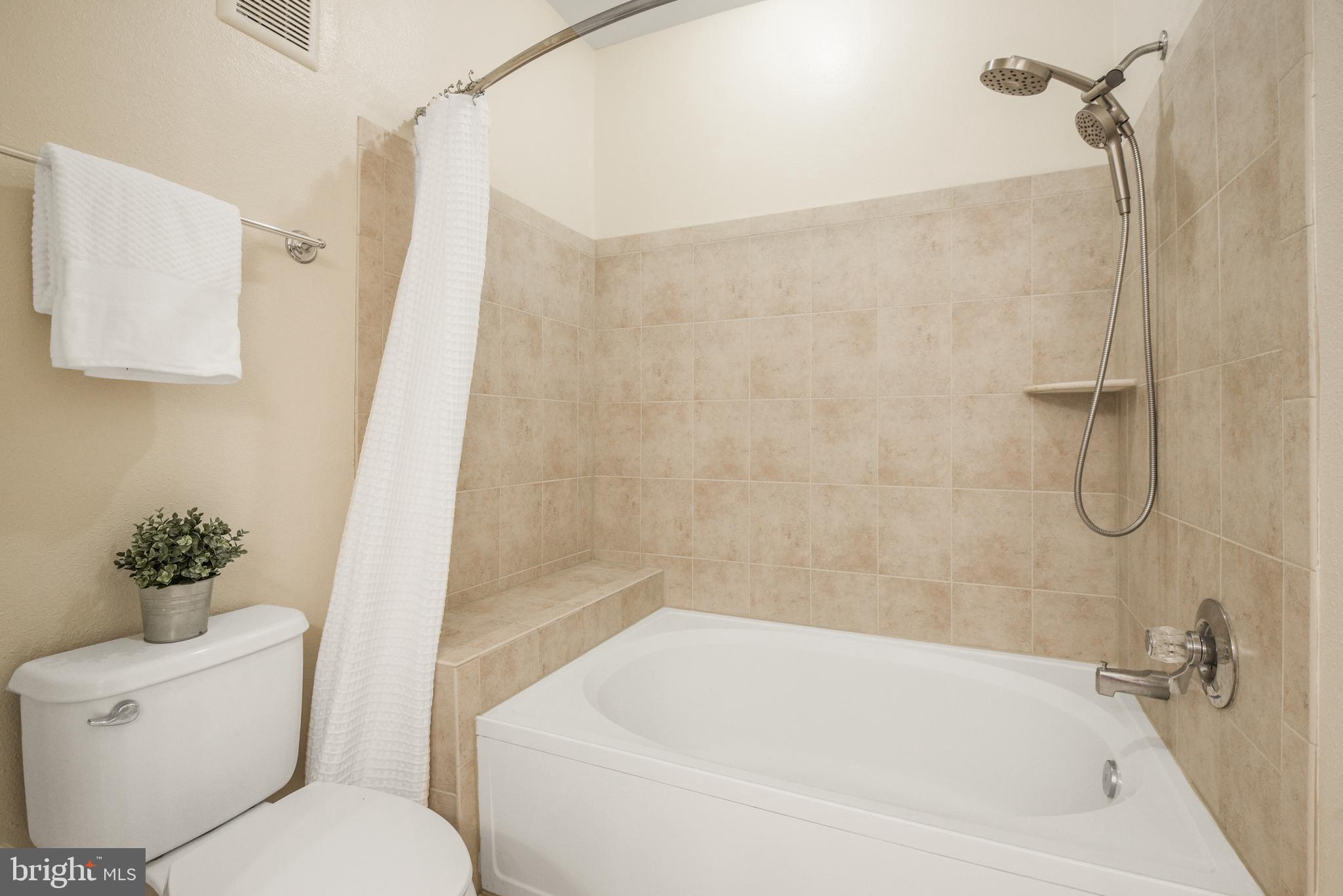 WHITE FLINT STATION - Residential