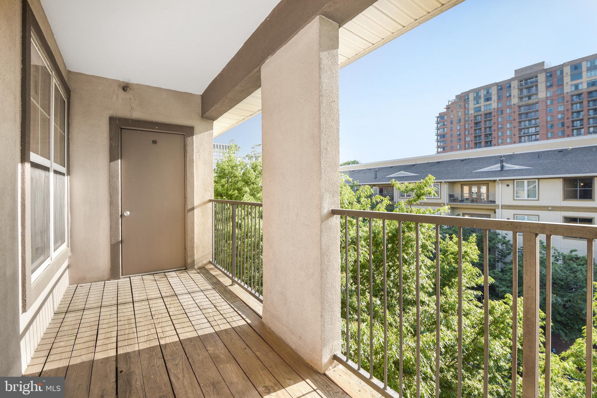 WHITE FLINT STATION - Residential