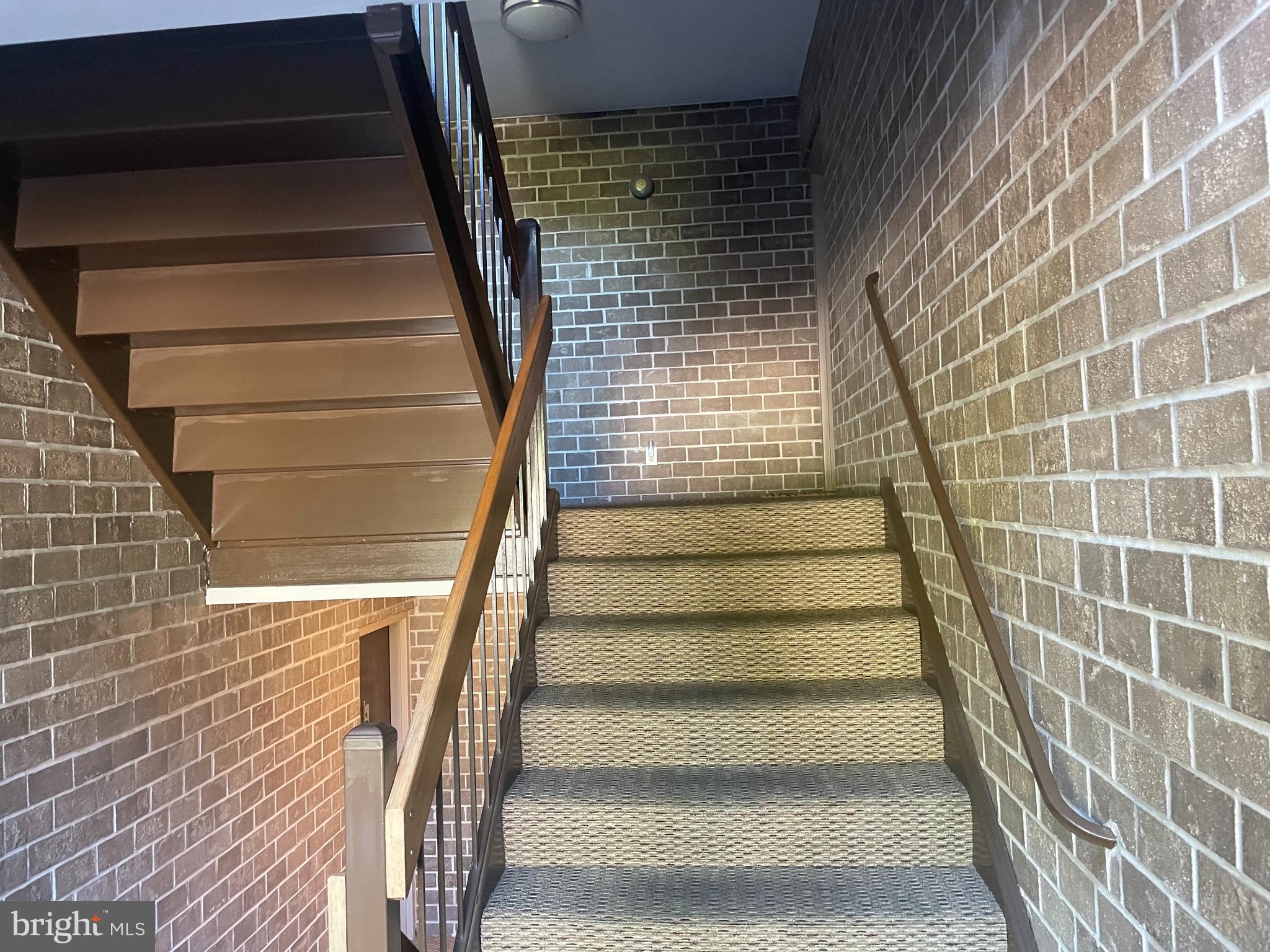 MAYS CHAPEL VILLAGE - Residential Lease