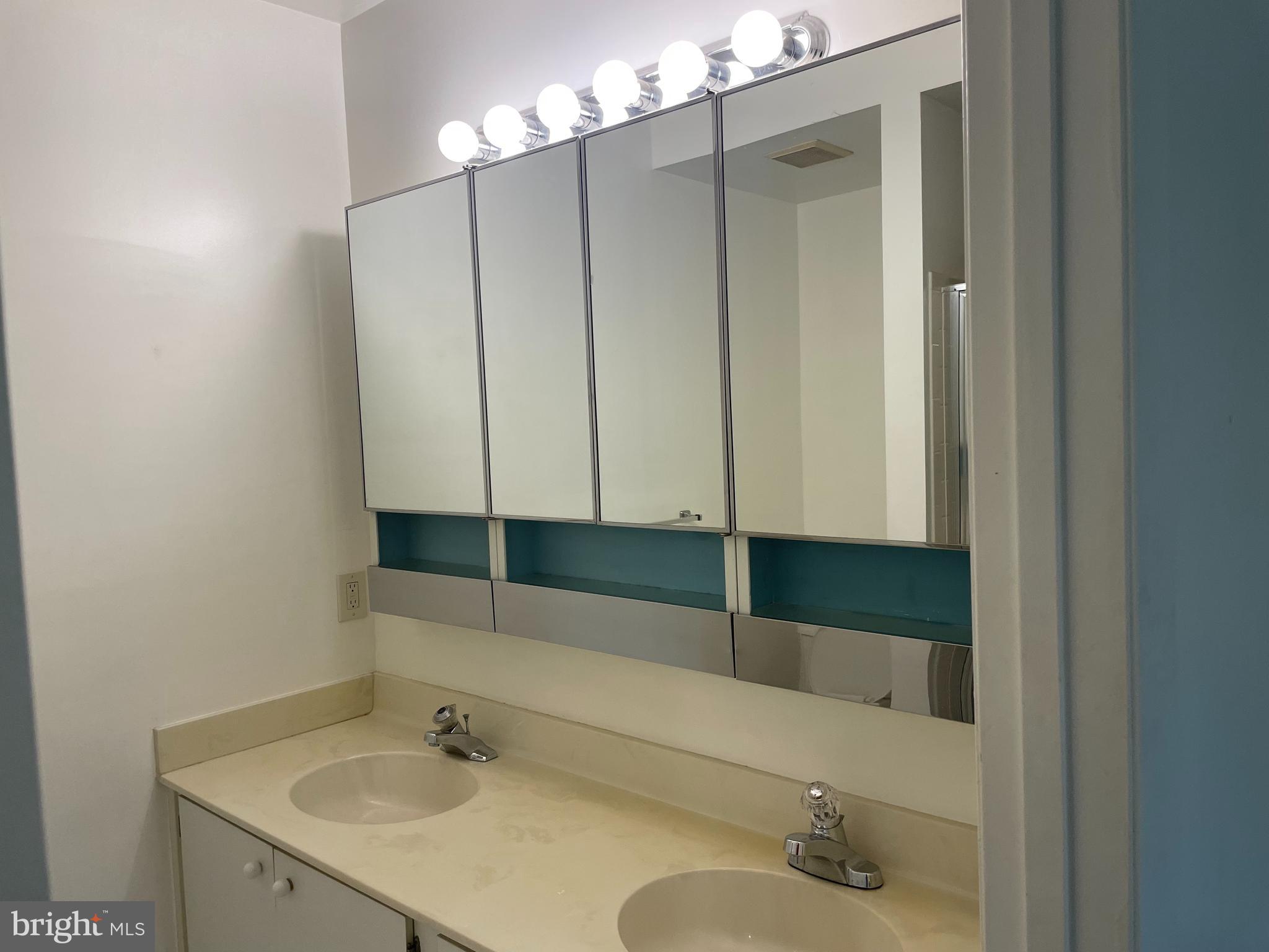 MAYS CHAPEL VILLAGE - Residential Lease