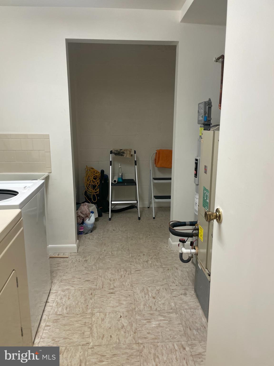 MAYS CHAPEL VILLAGE - Residential Lease