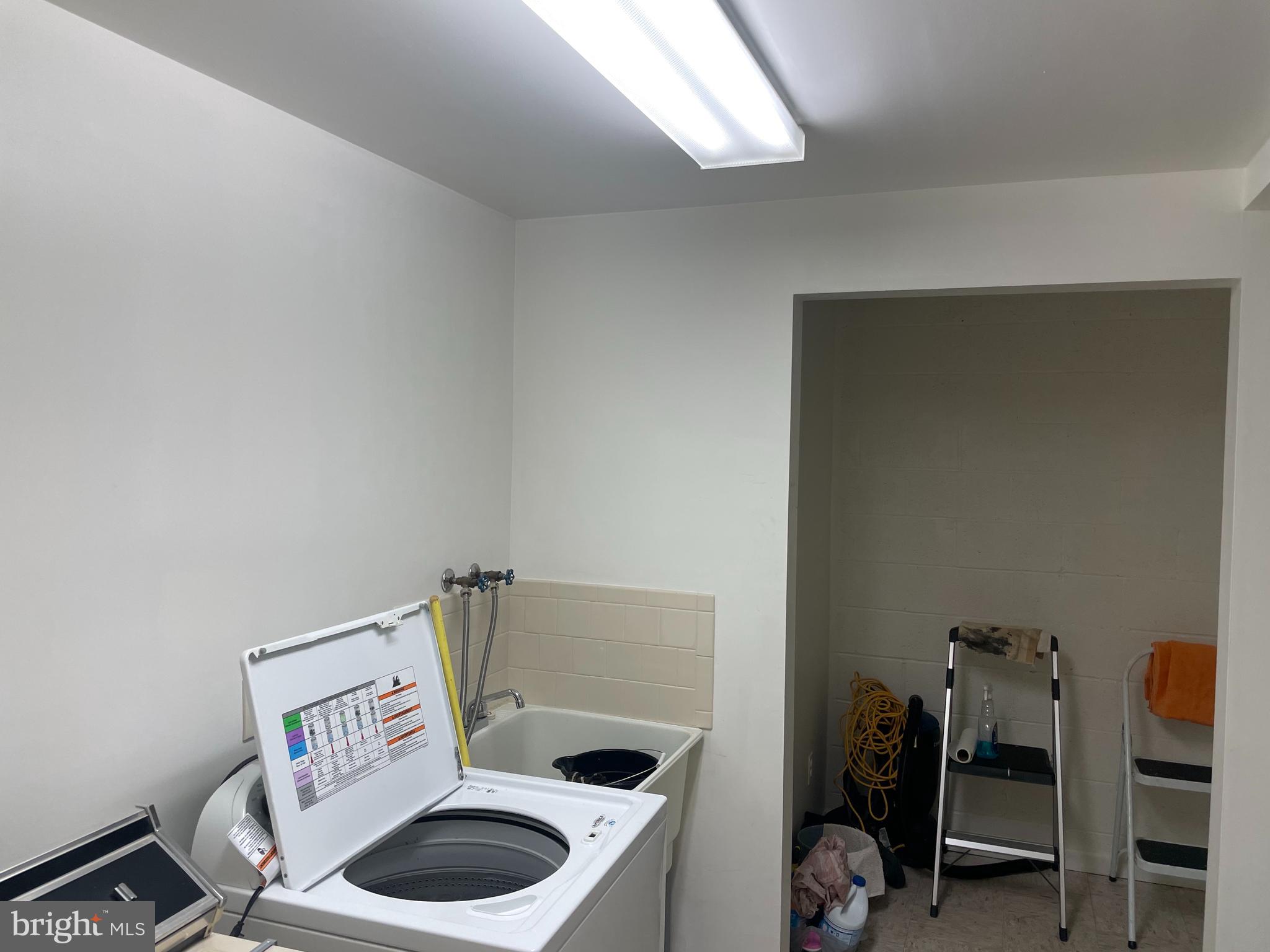 MAYS CHAPEL VILLAGE - Residential Lease