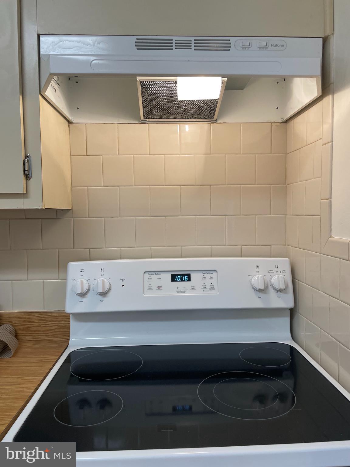 MAYS CHAPEL VILLAGE - Residential Lease