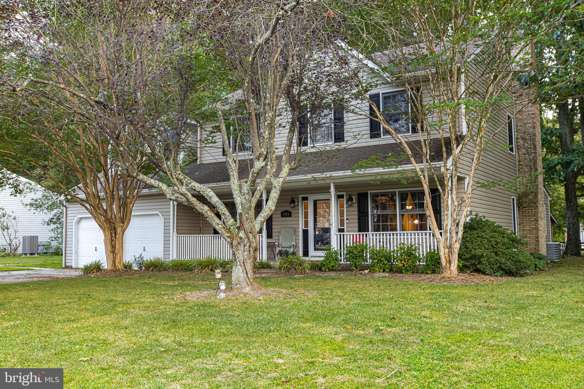 104 RED OAK DRIVE