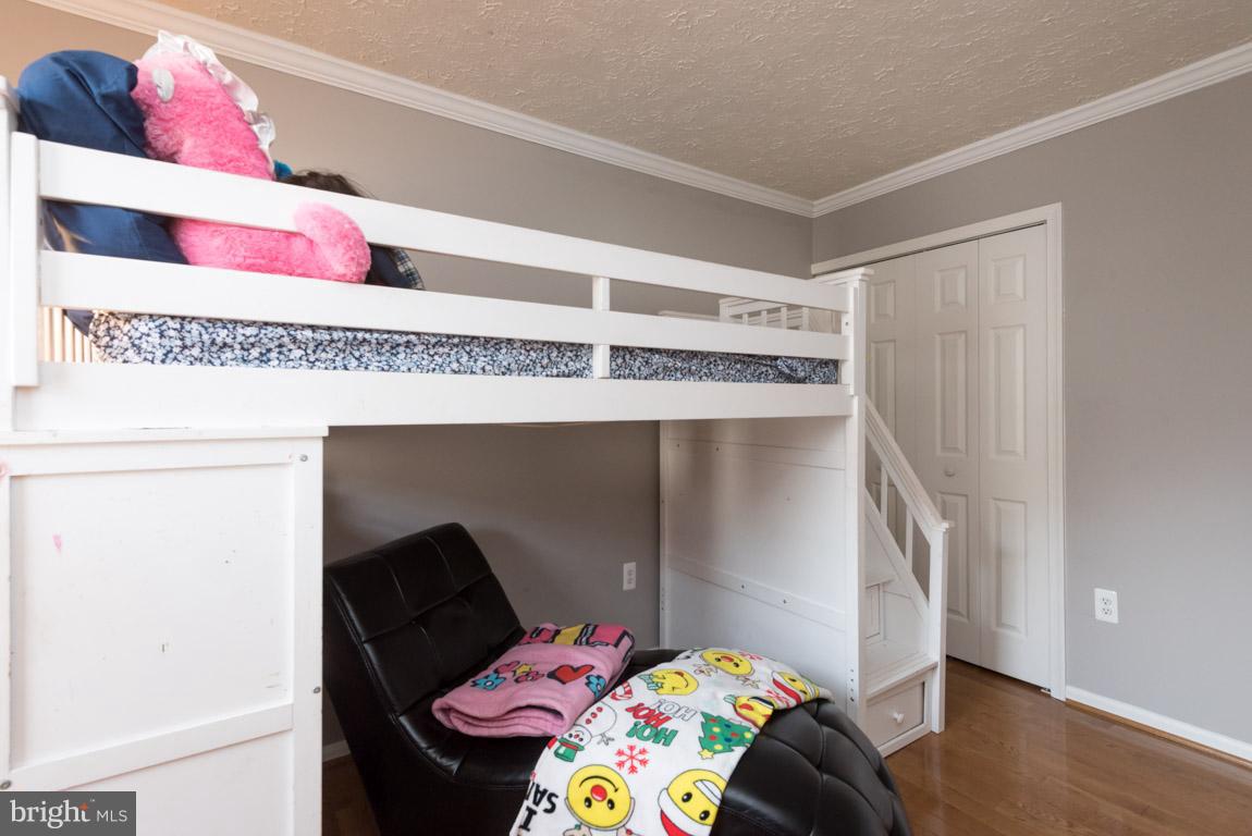 HOLLAWAY ESTATES - Residential