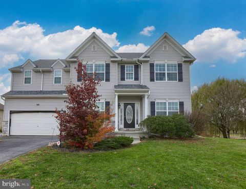 Photo of 27 Jewel Drive, Mount Joy, PA 17552 (MLS # PALA2045096)