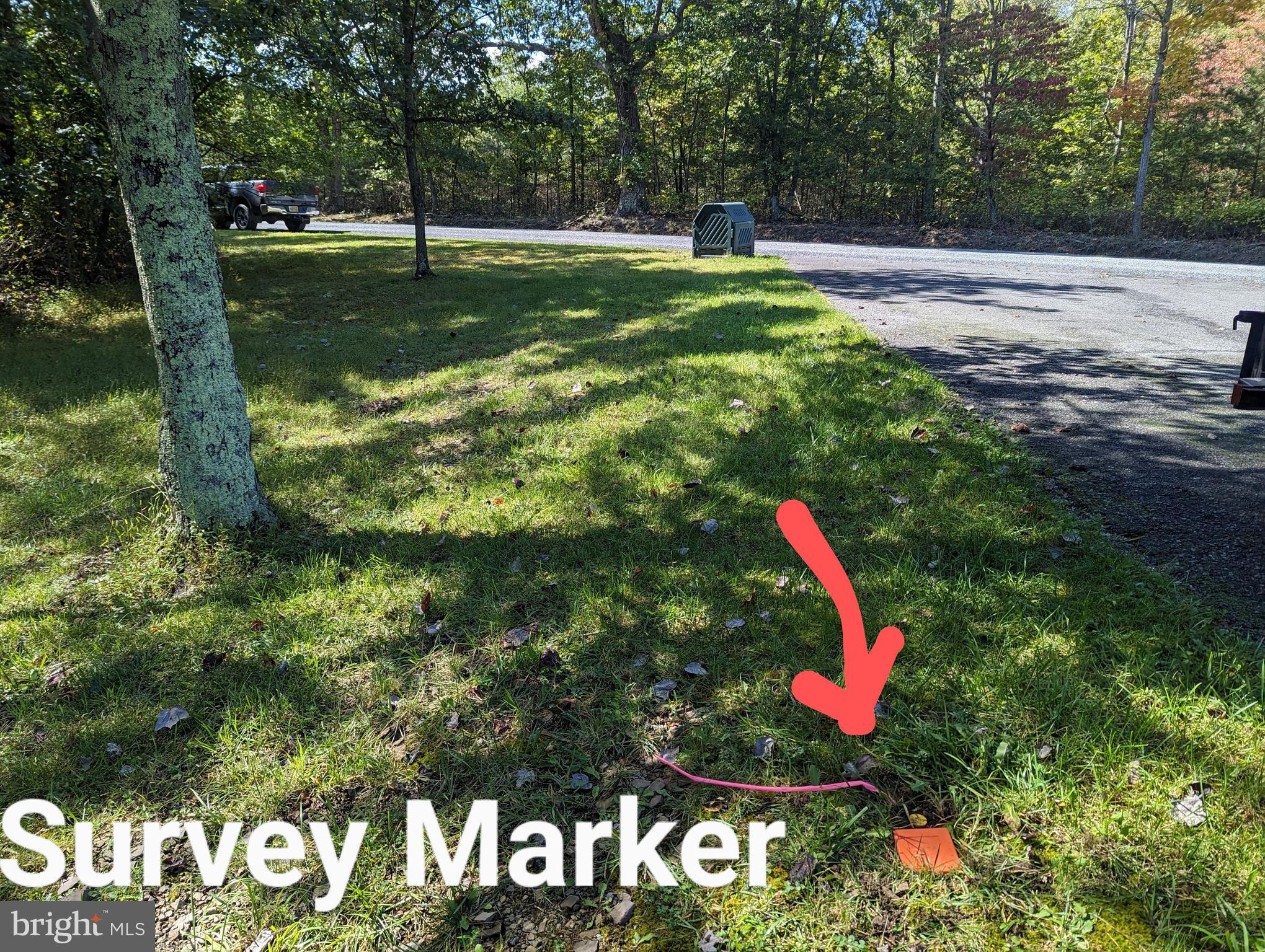 TWIN LAKES EAST - Land