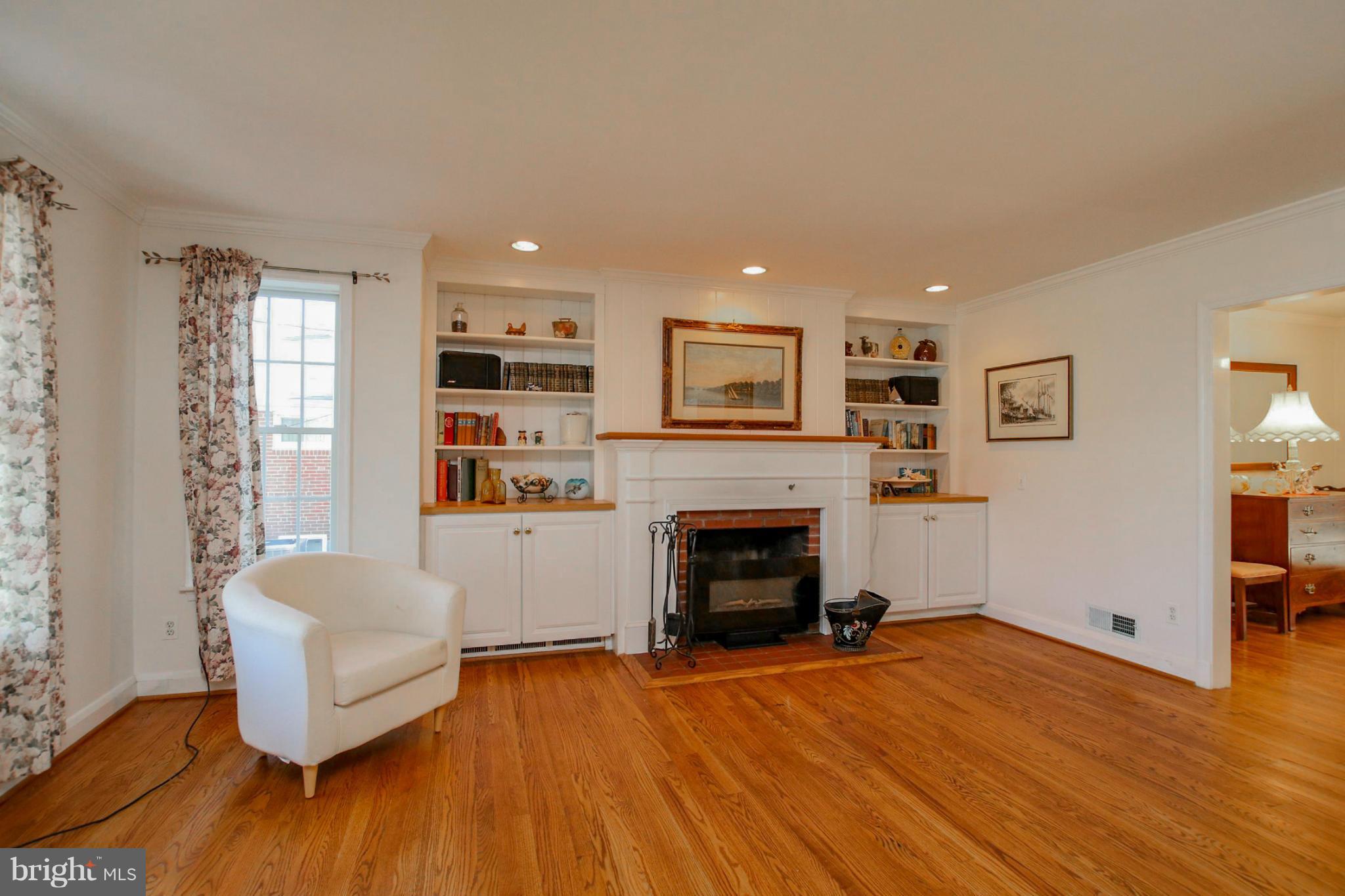 MERRITT HOMES - Residential